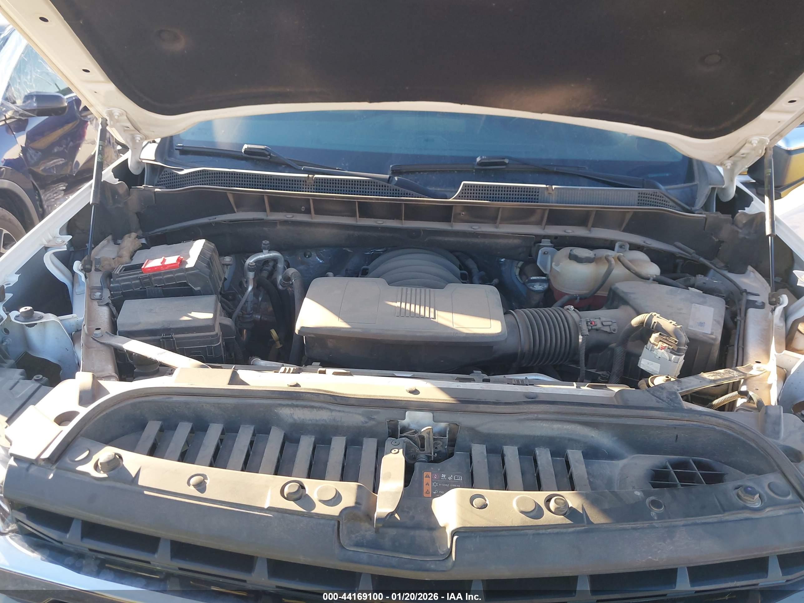 CHEVROLET SILVERADO image 10