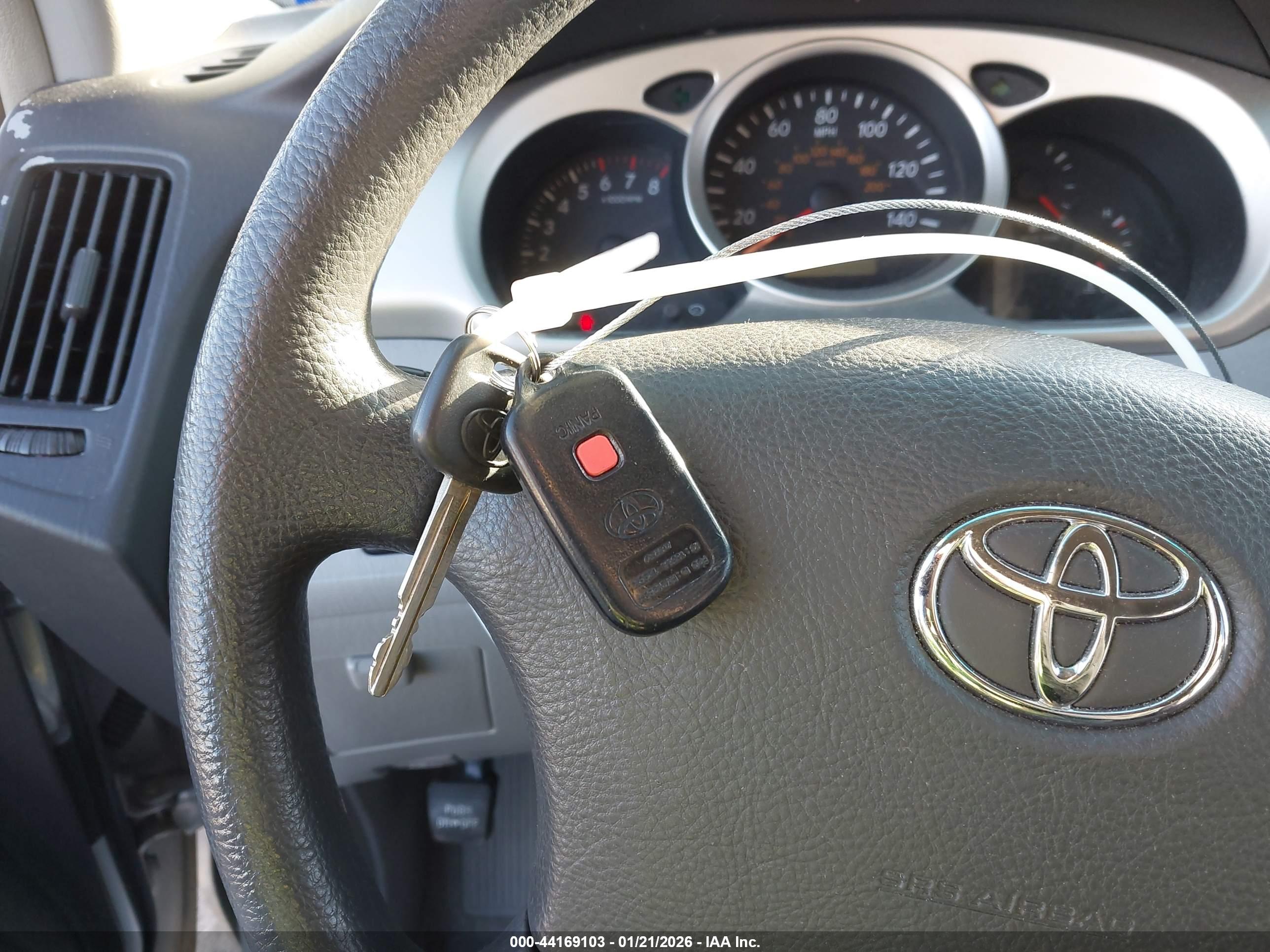 TOYOTA HIGHLANDER image 11