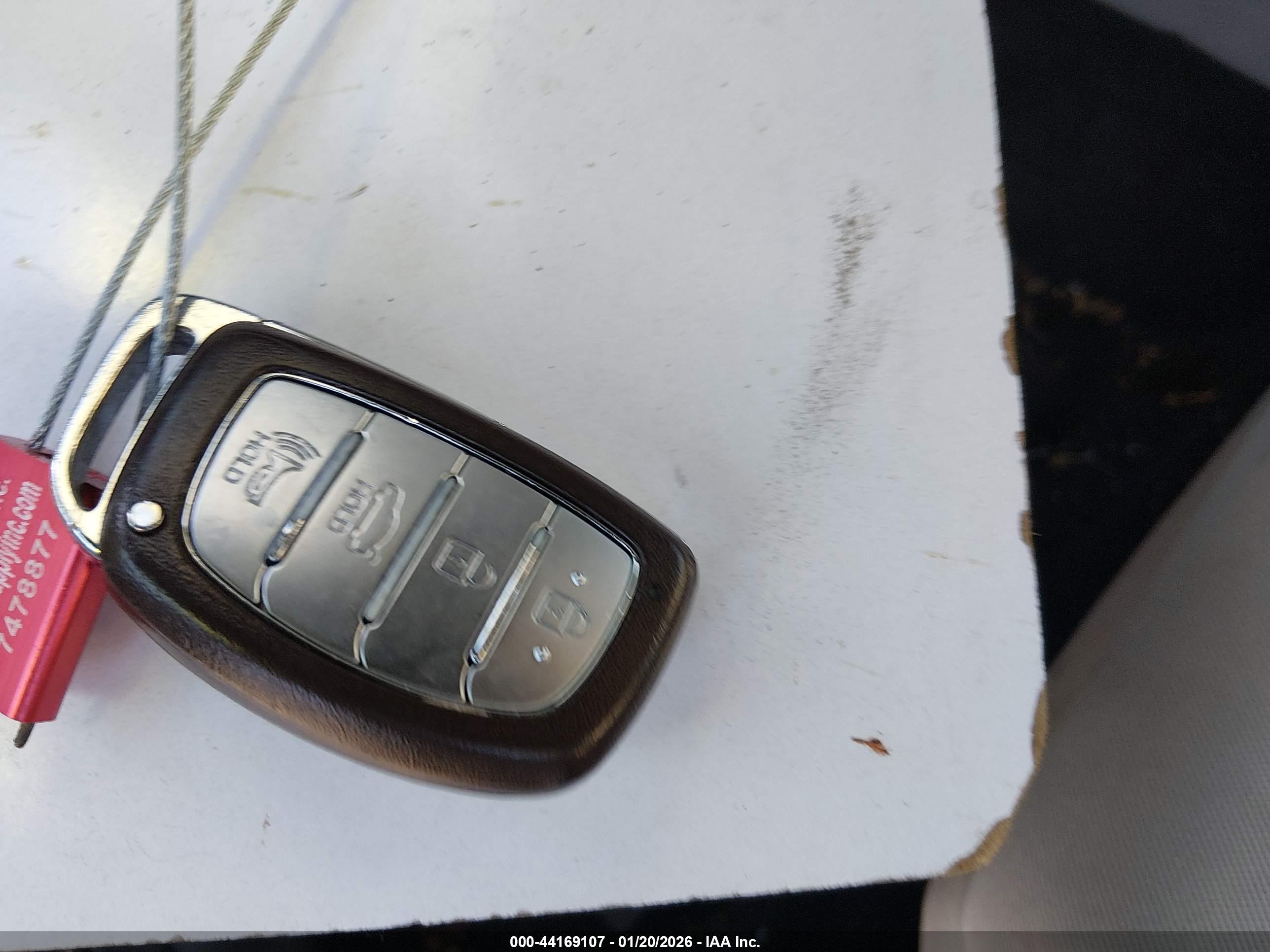 HYUNDAI SONATA image 11