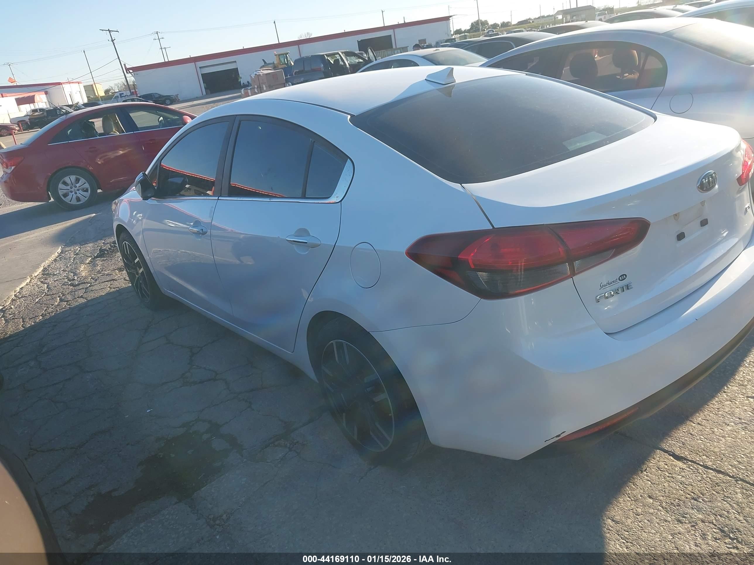 KIA FORTE image 3