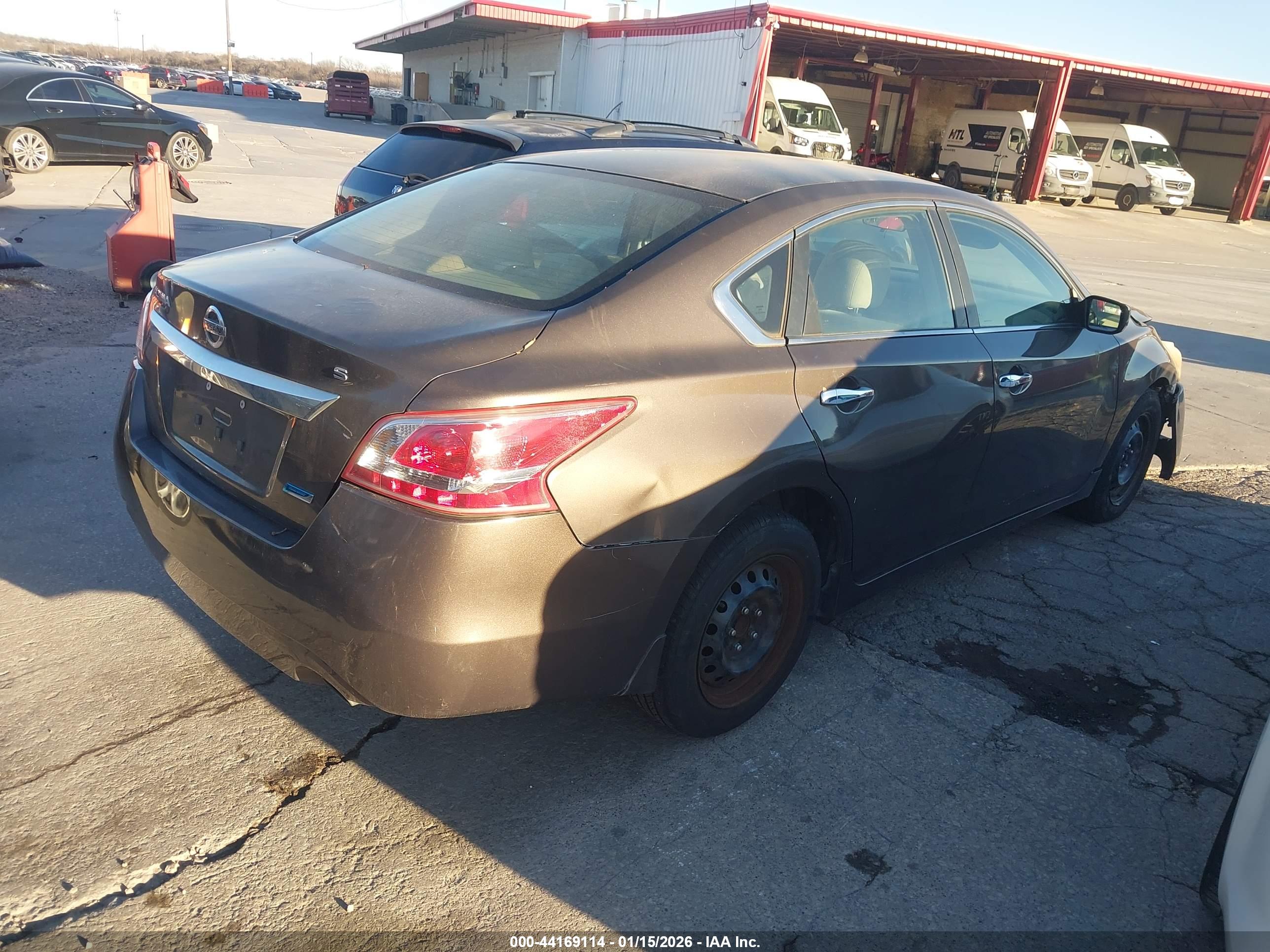 NISSAN ALTIMA image 4