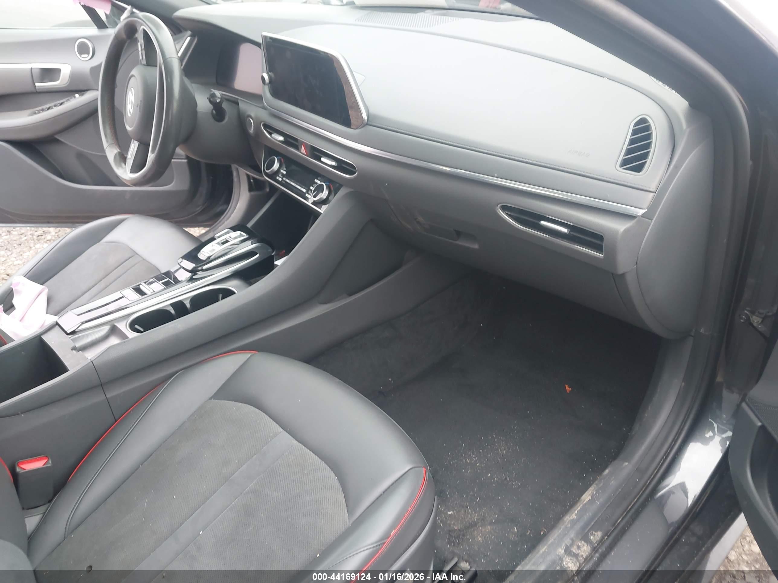 HYUNDAI SONATA image 5