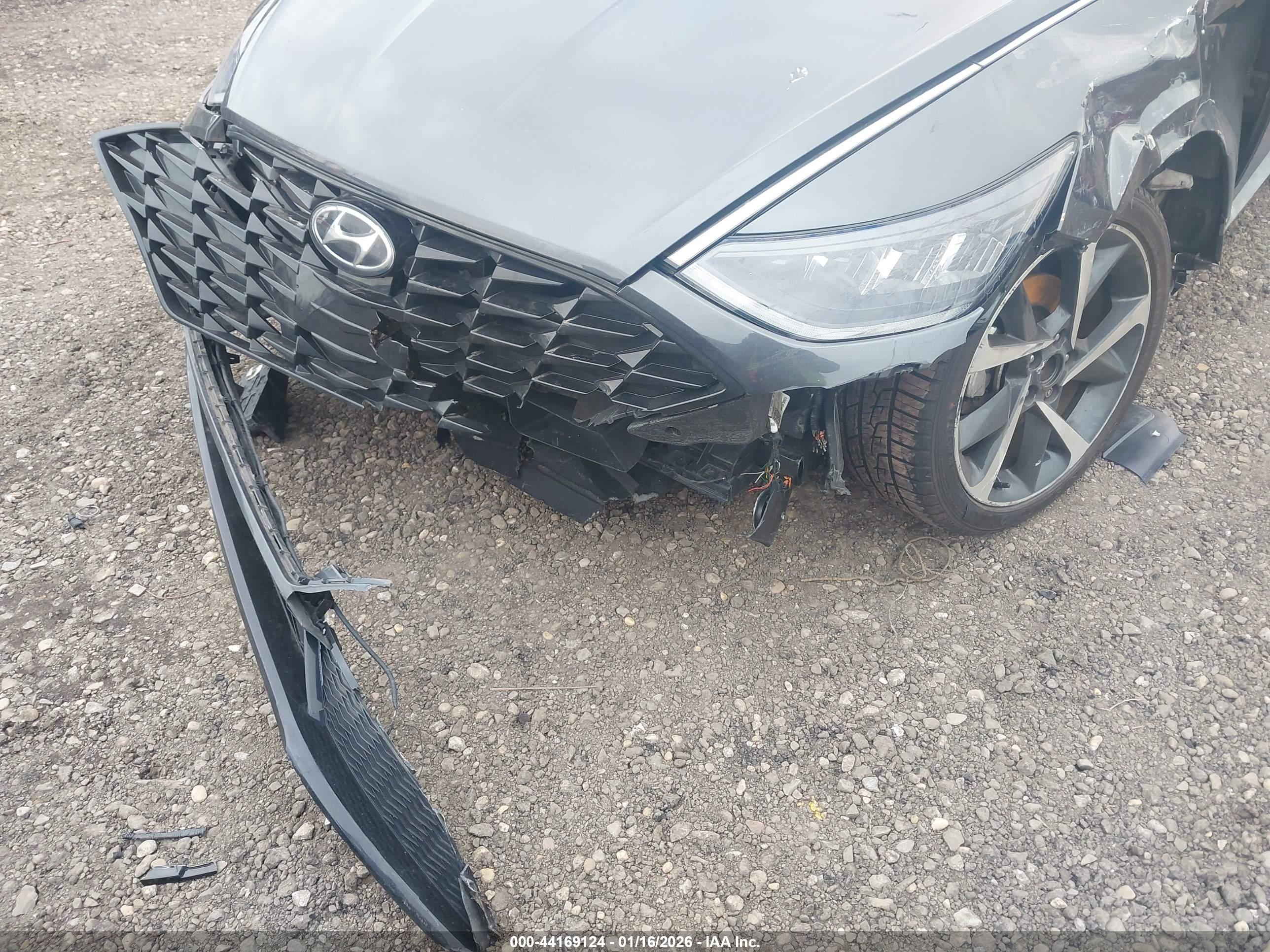 HYUNDAI SONATA image 6