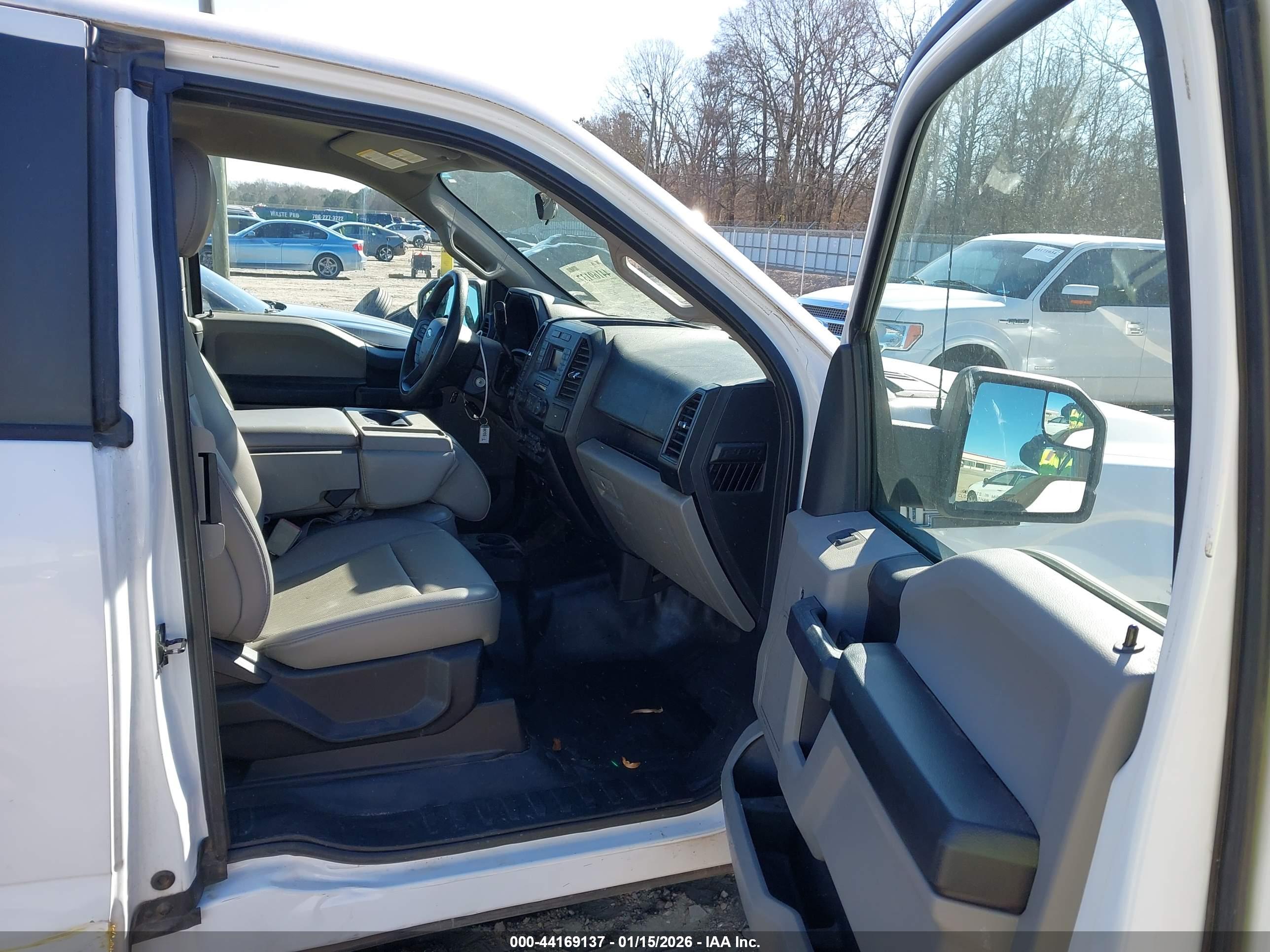 FORD F-150 image 5