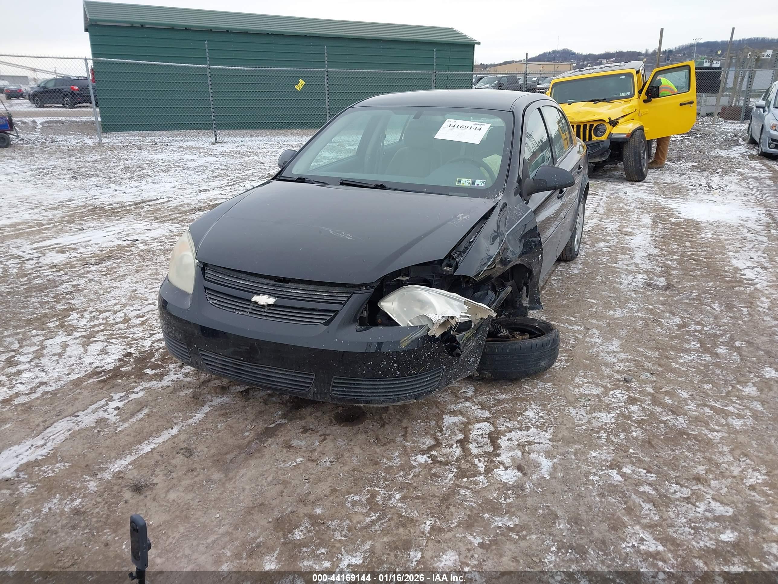 CHEVROLET COBALT image 2