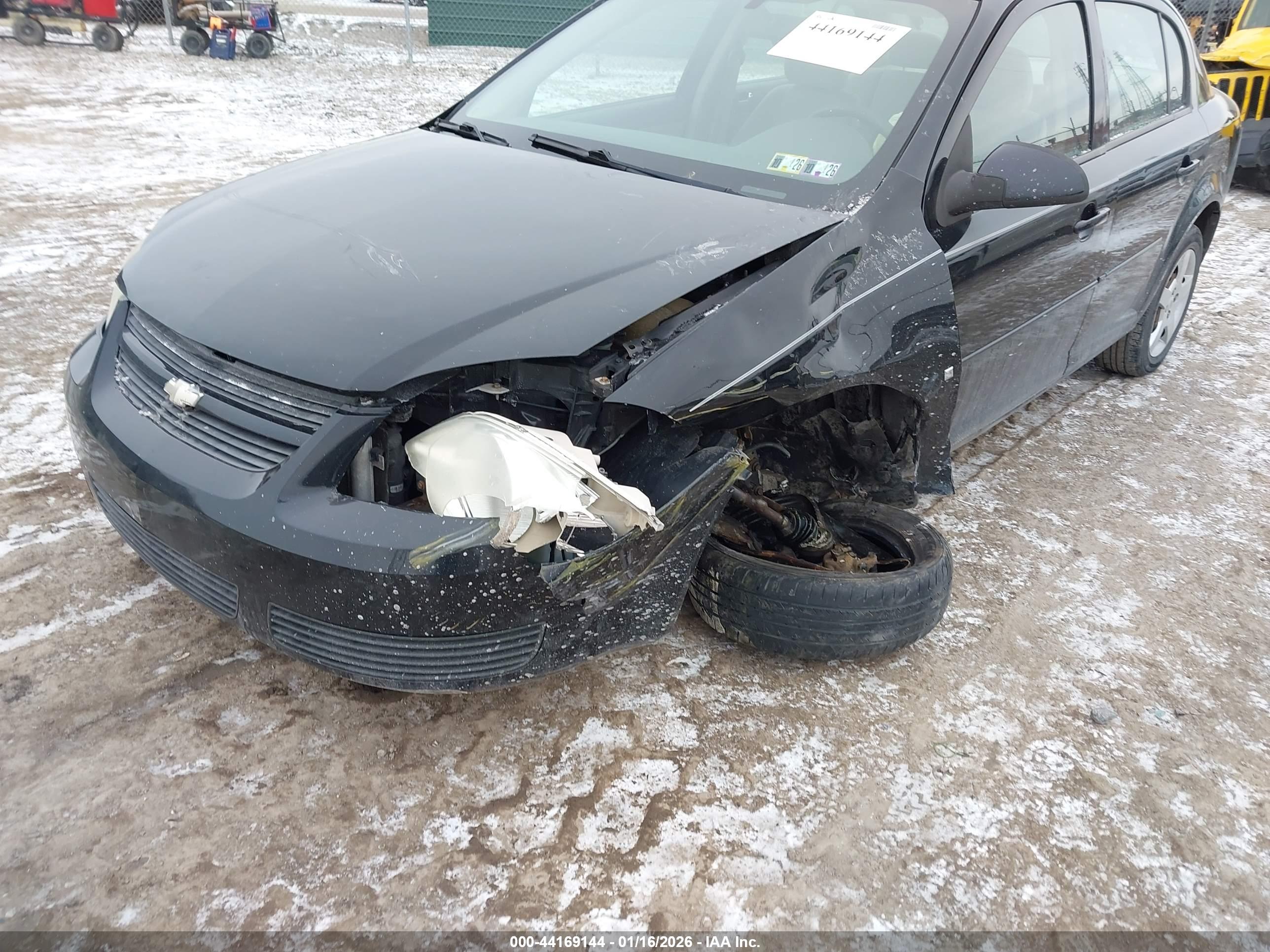 CHEVROLET COBALT image 6