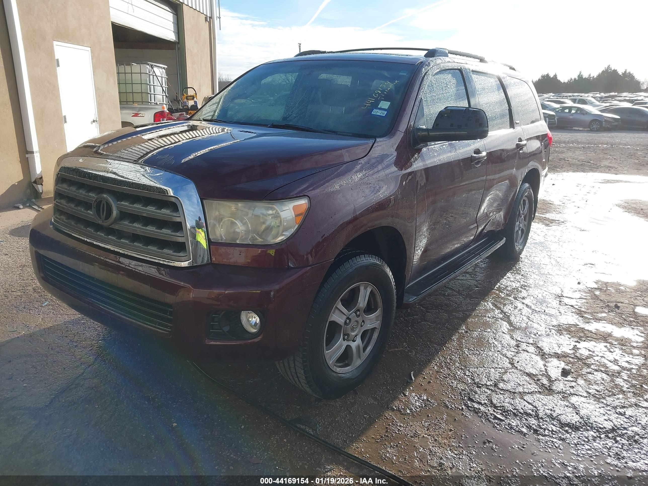 TOYOTA SEQUOIA image 2