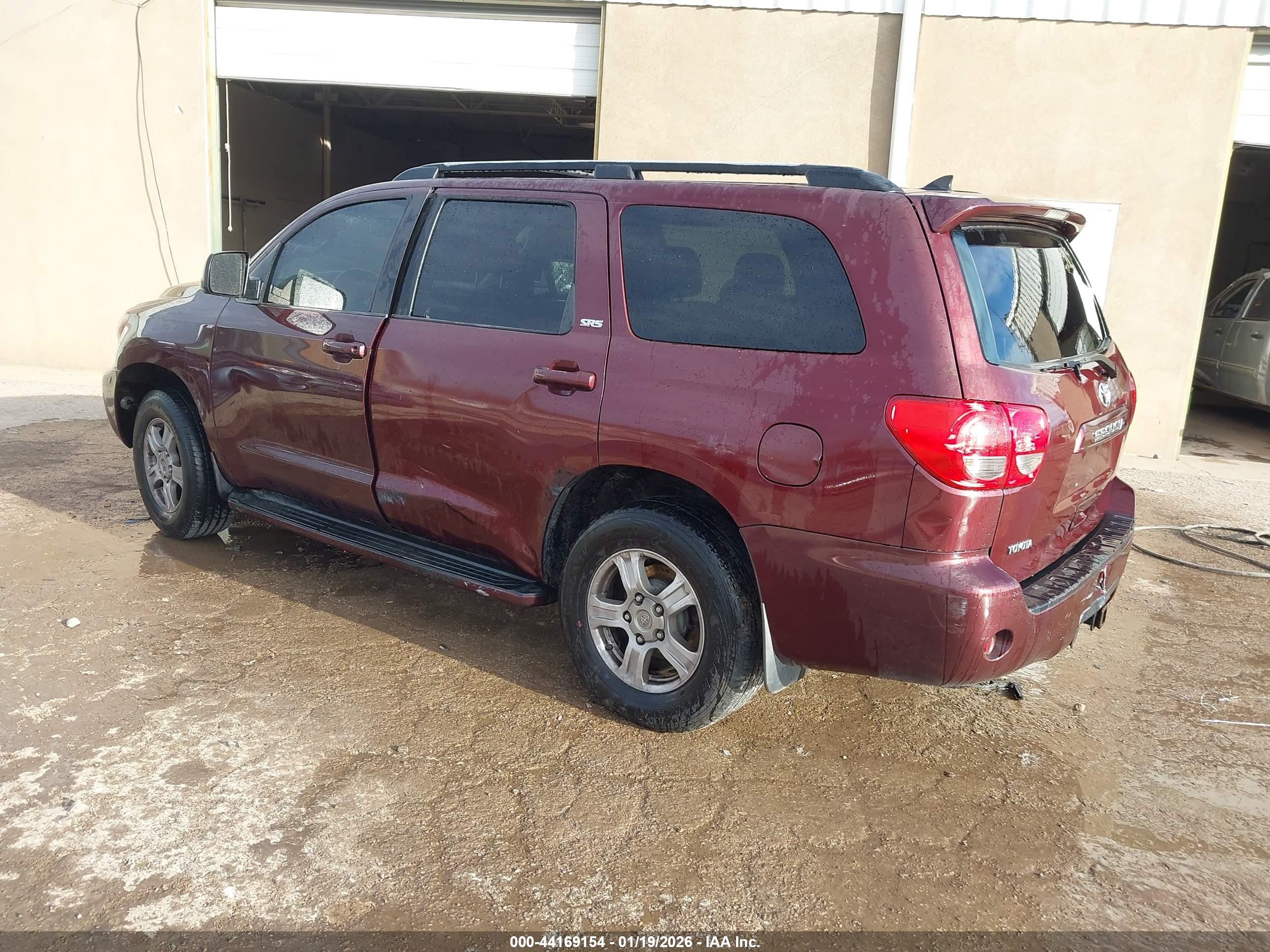 TOYOTA SEQUOIA image 3