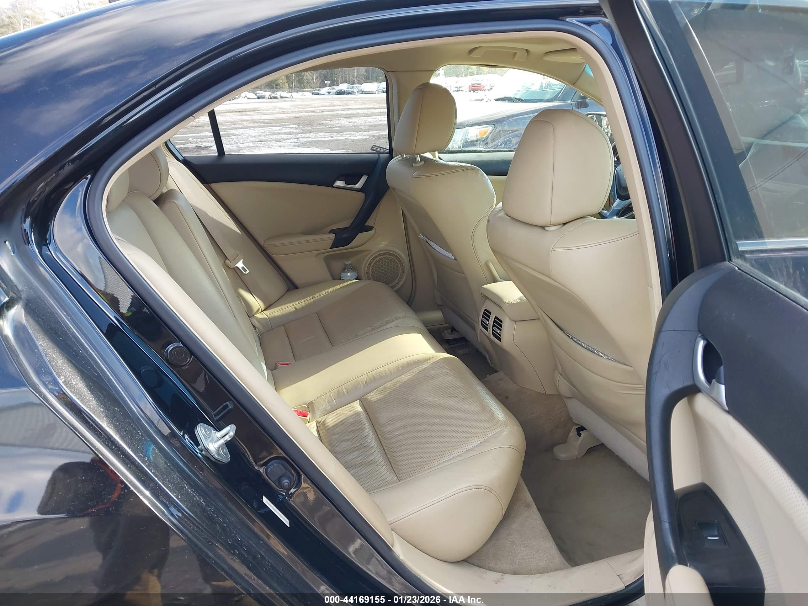 ACURA TSX image 8