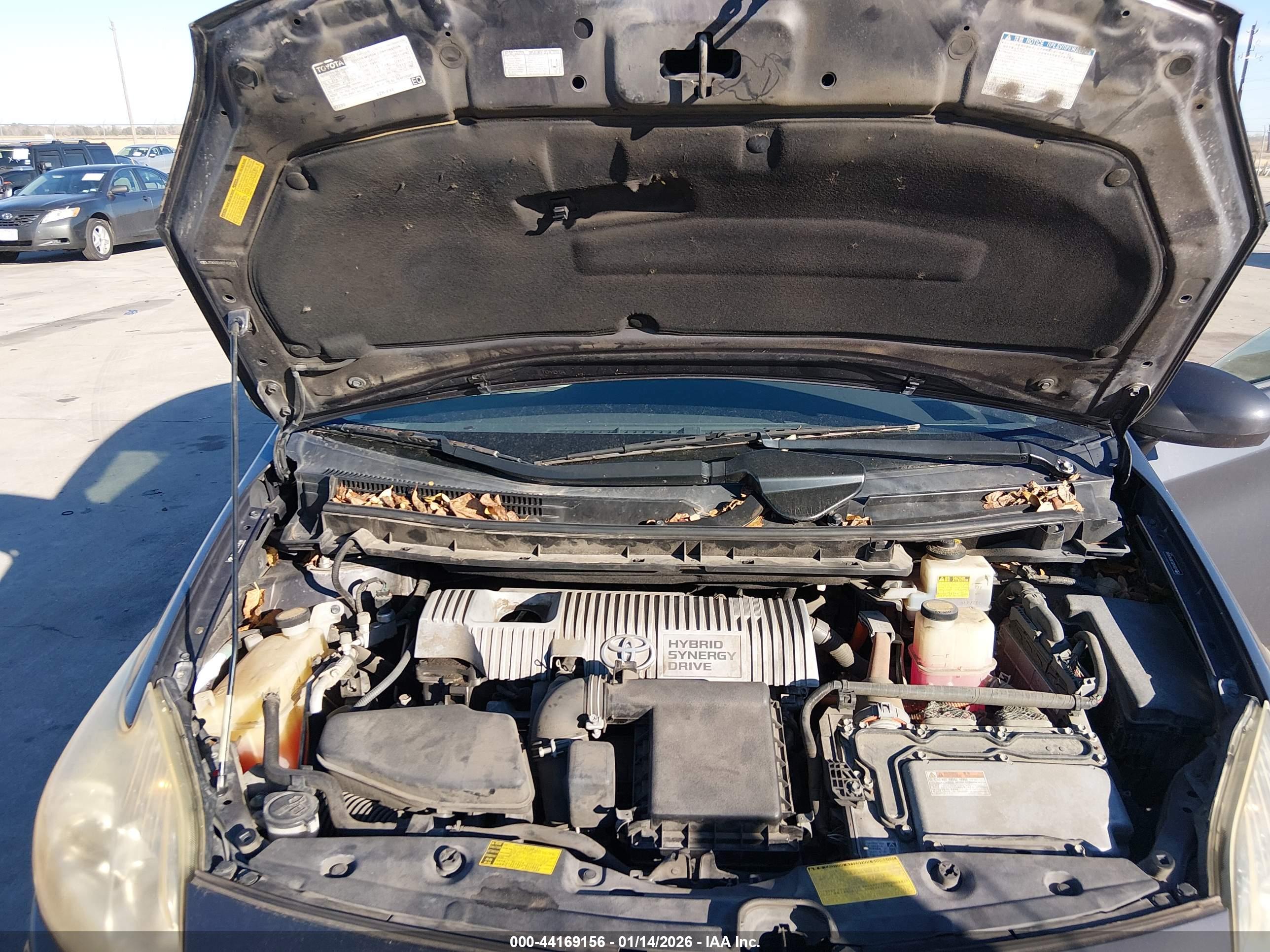 TOYOTA PRIUS image 10