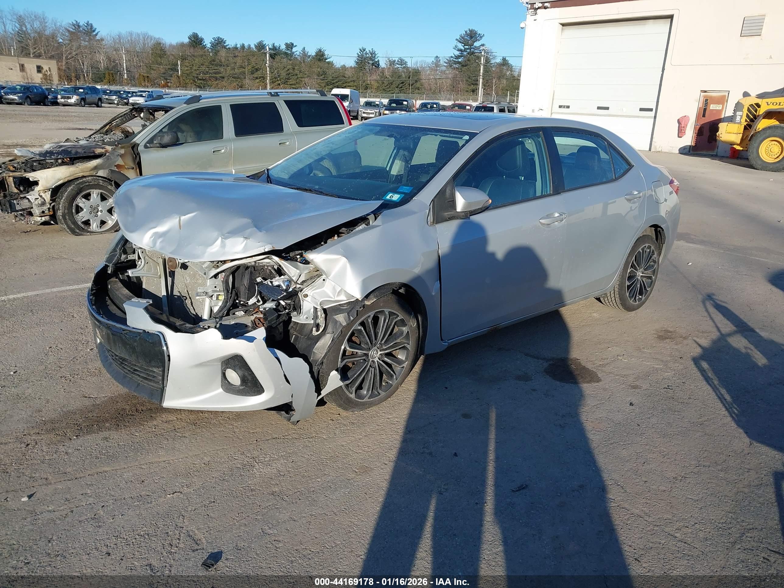 TOYOTA COROLLA image 2