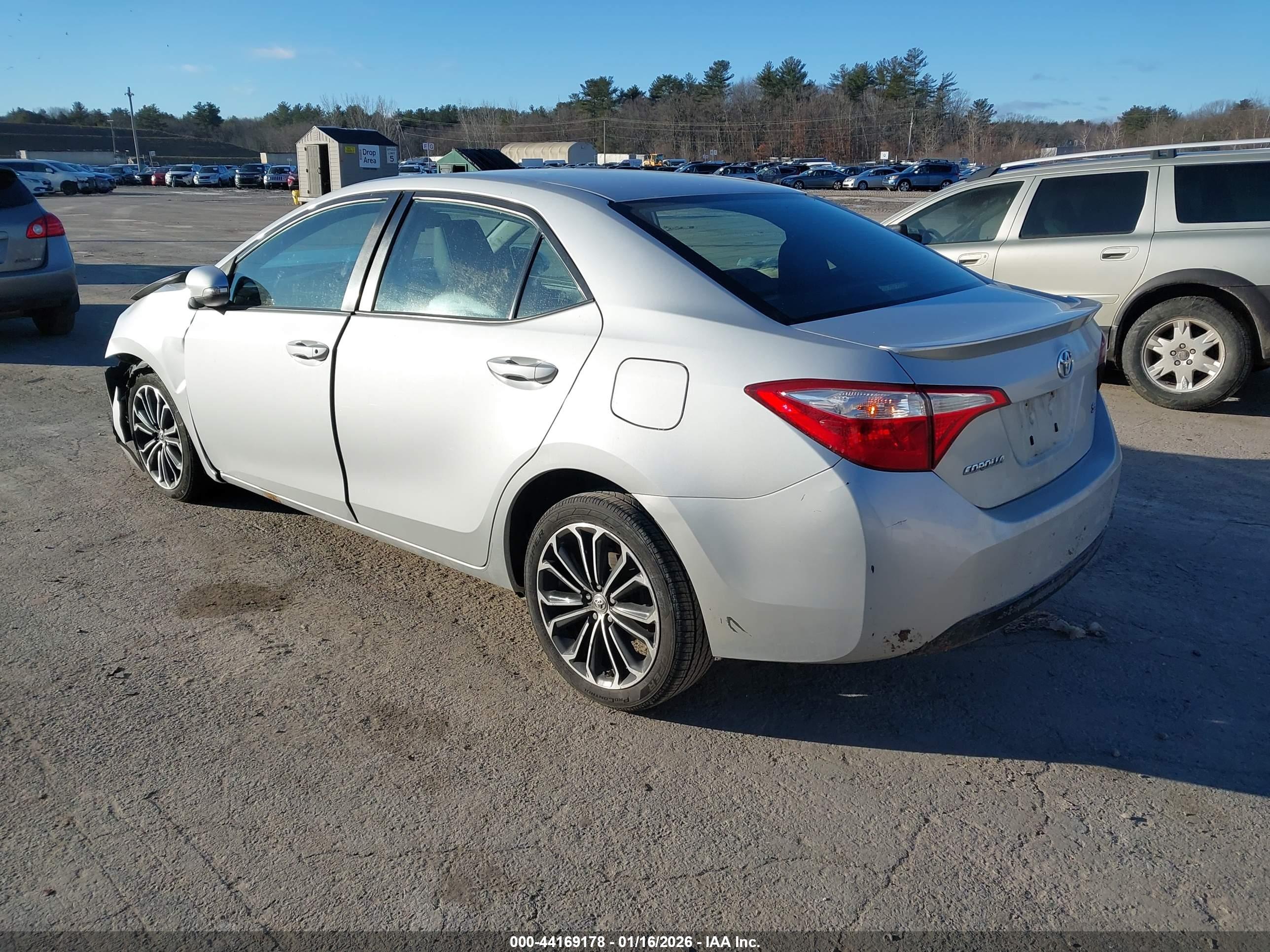 TOYOTA COROLLA image 3