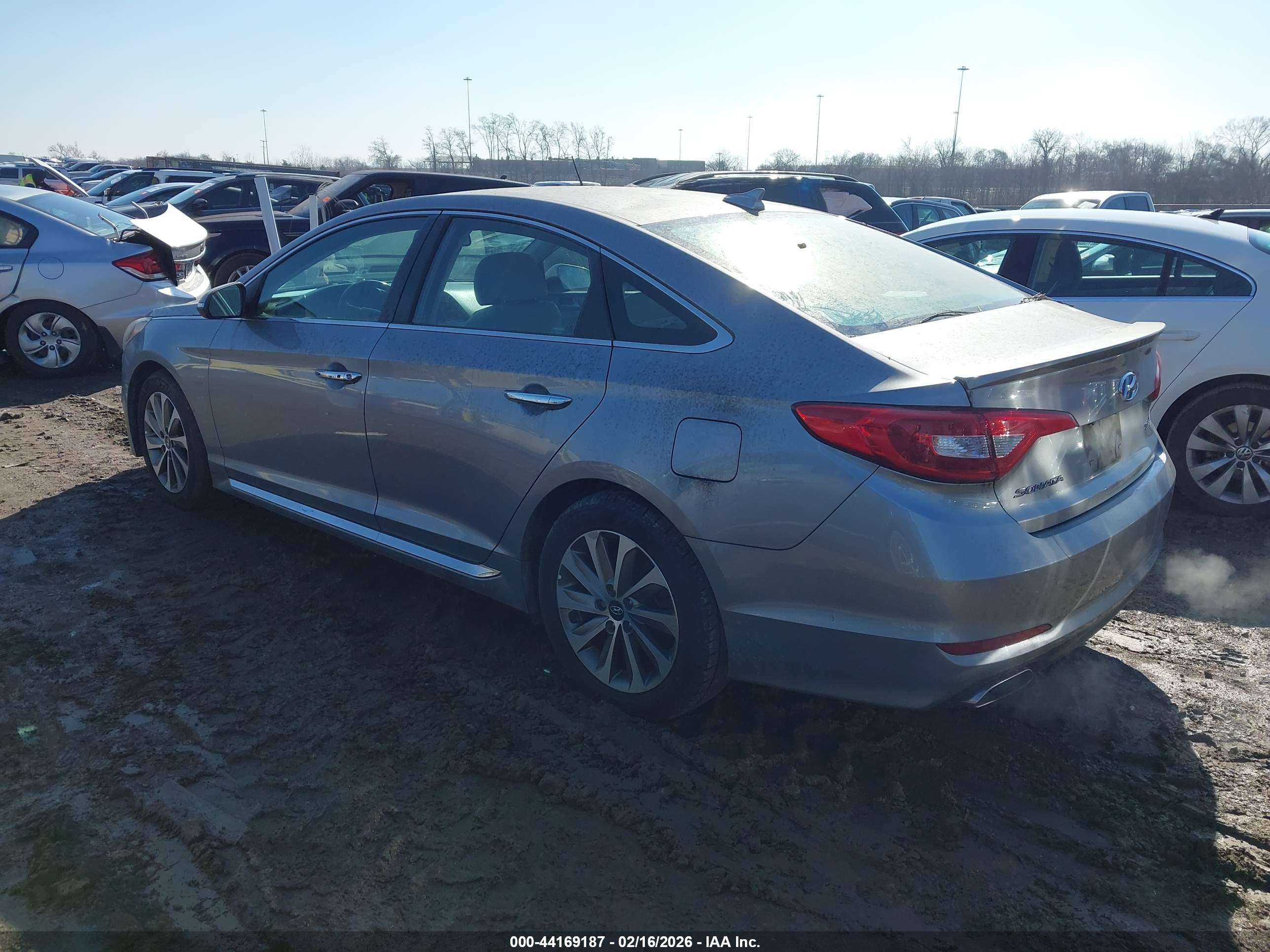 HYUNDAI SONATA image 3