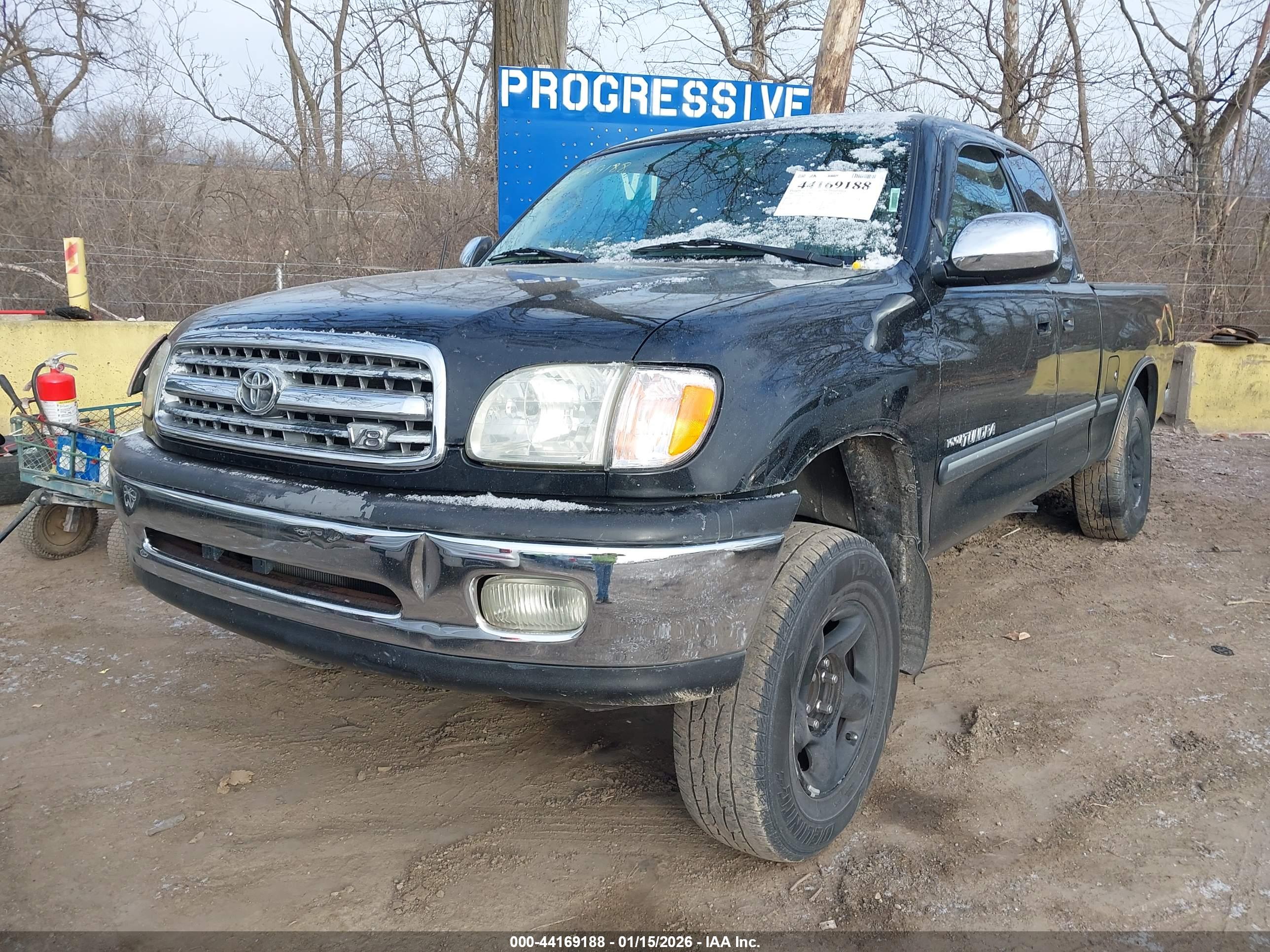 TOYOTA TUNDRA image 2