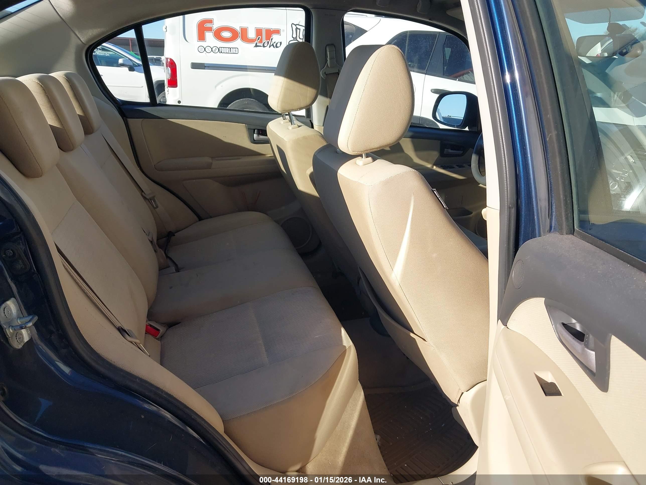 SUZUKI SX4 image 8