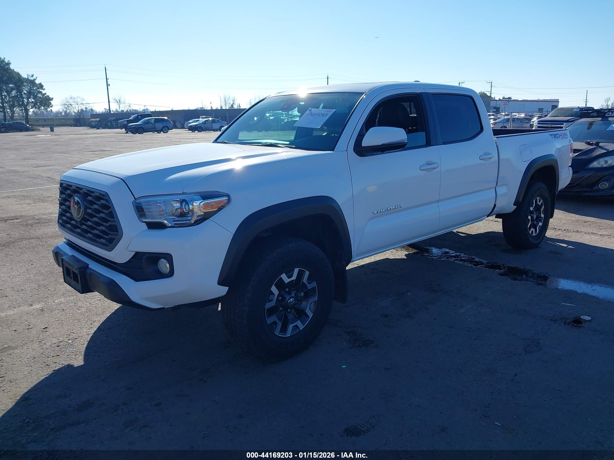 TOYOTA TACOMA image 2