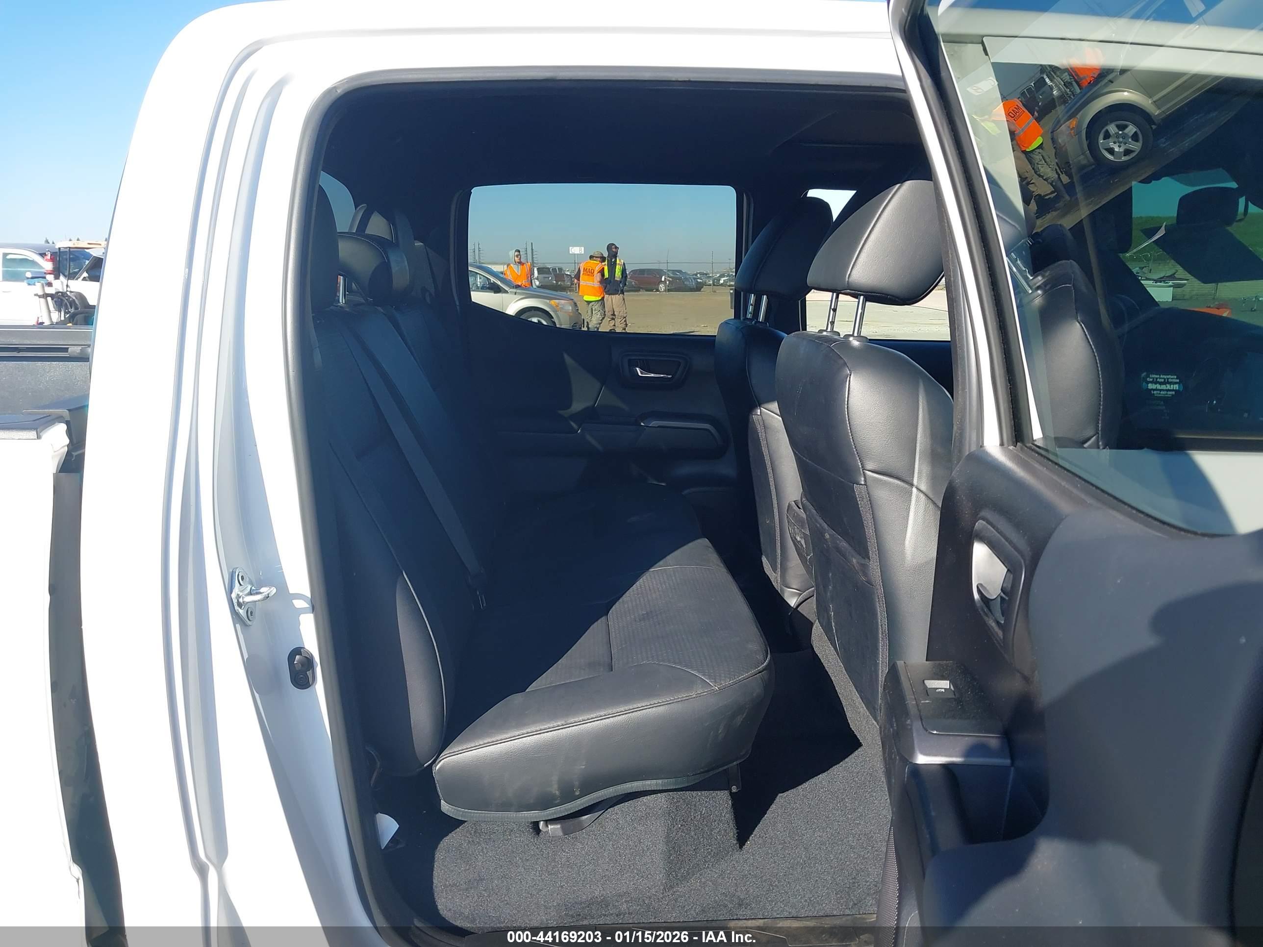 TOYOTA TACOMA image 8