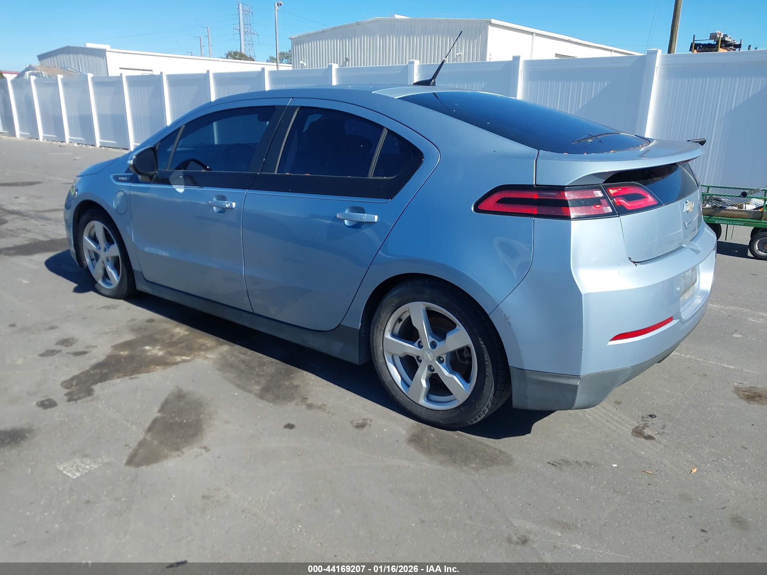 CHEVROLET VOLT image 3