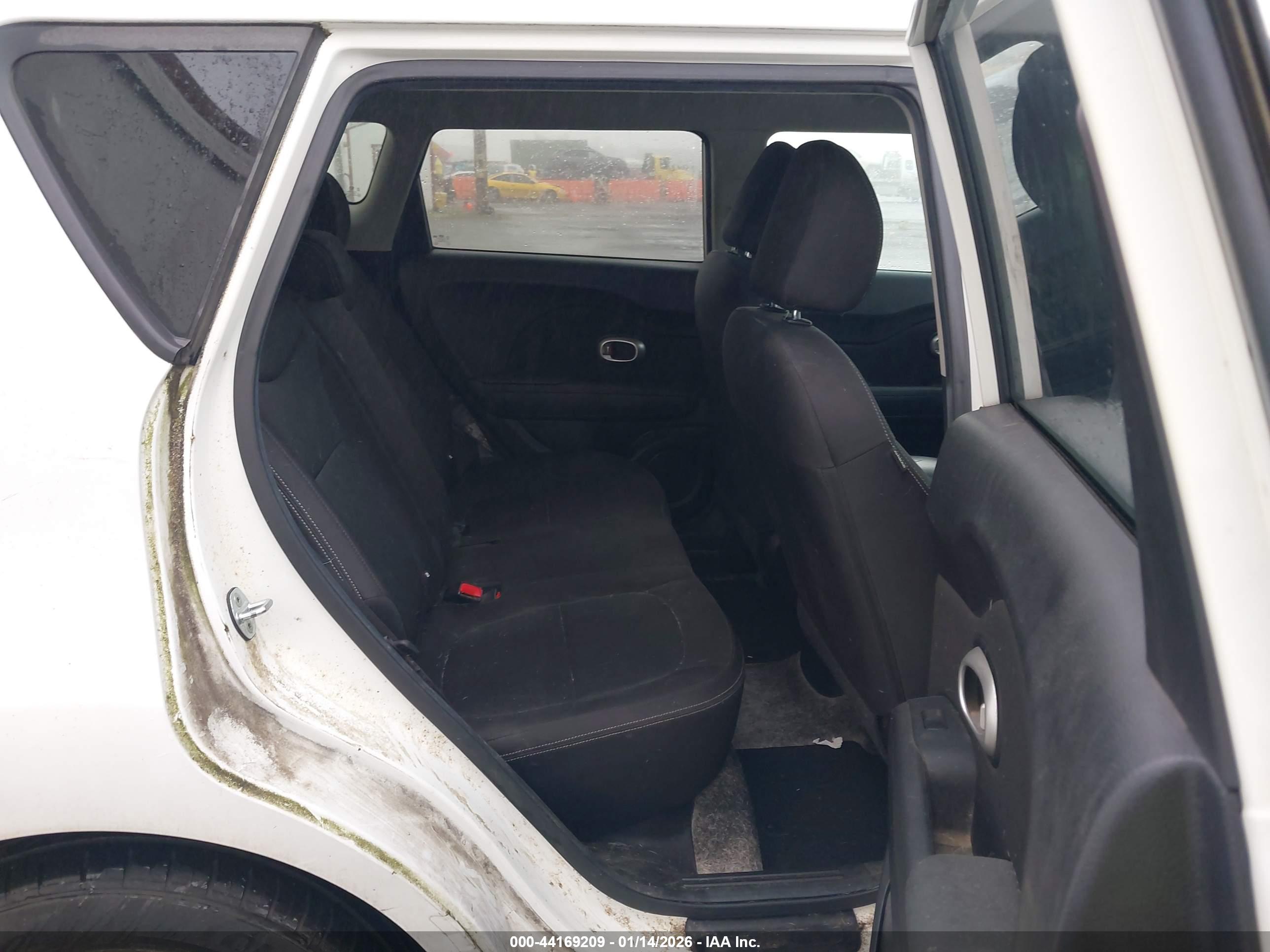 KIA SOUL image 8