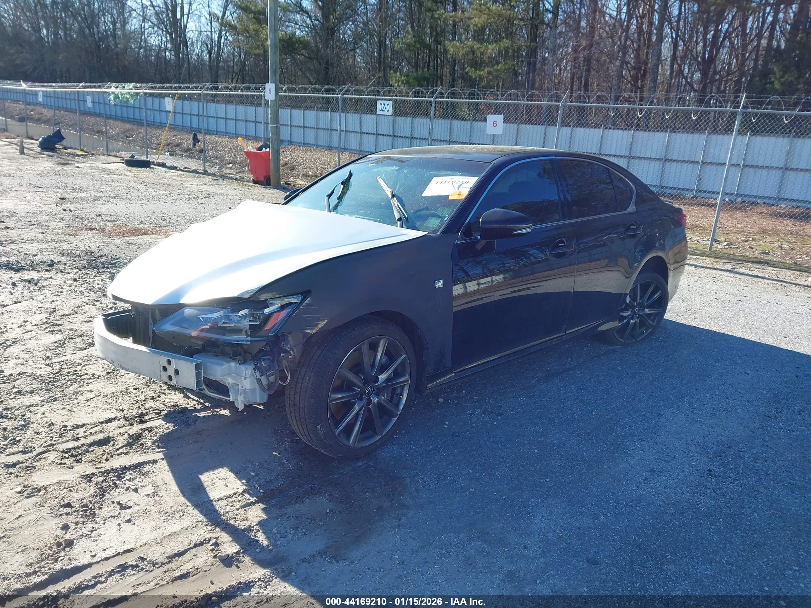 LEXUS GS image 2