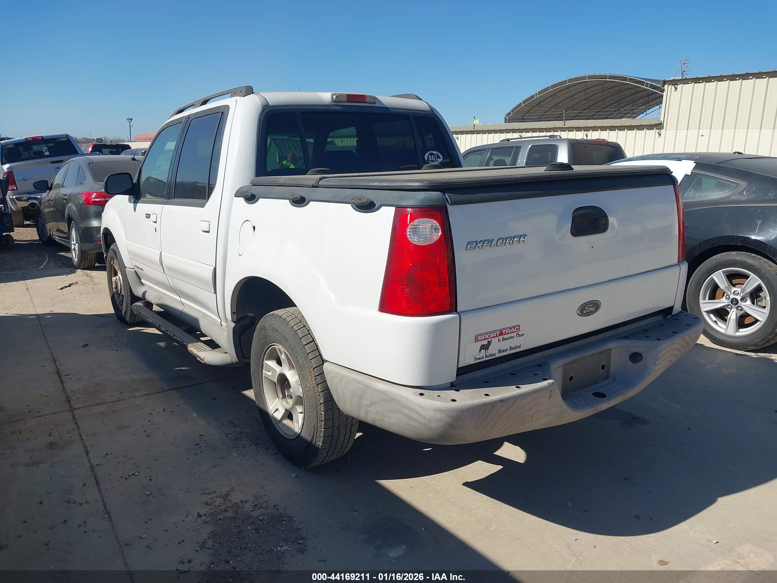 FORD EXPLORER image 3
