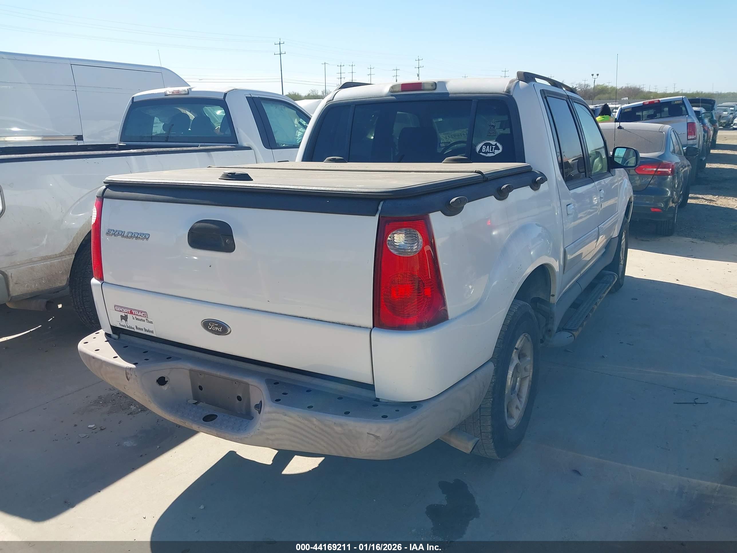 FORD EXPLORER image 4