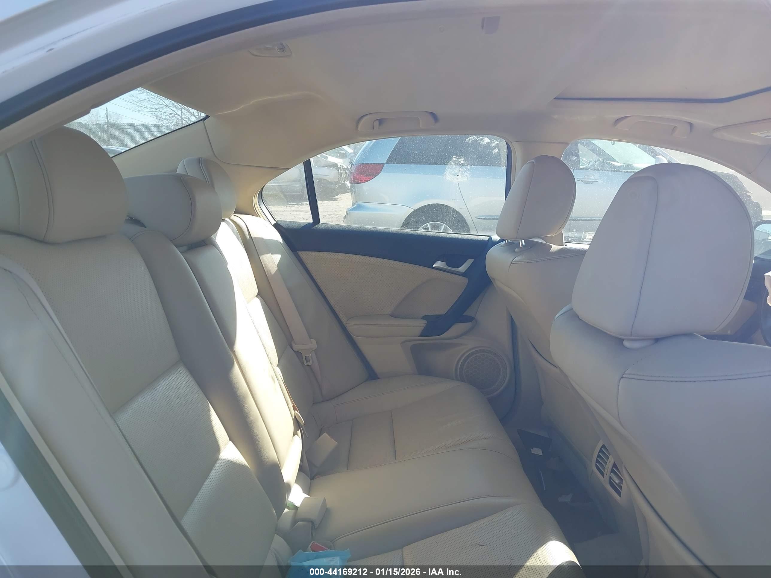 ACURA TSX image 8