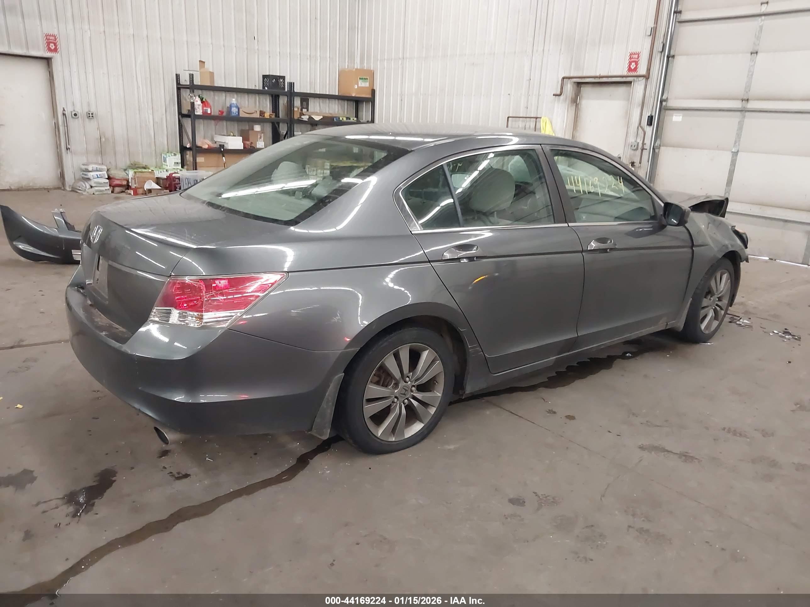 HONDA ACCORD image 4
