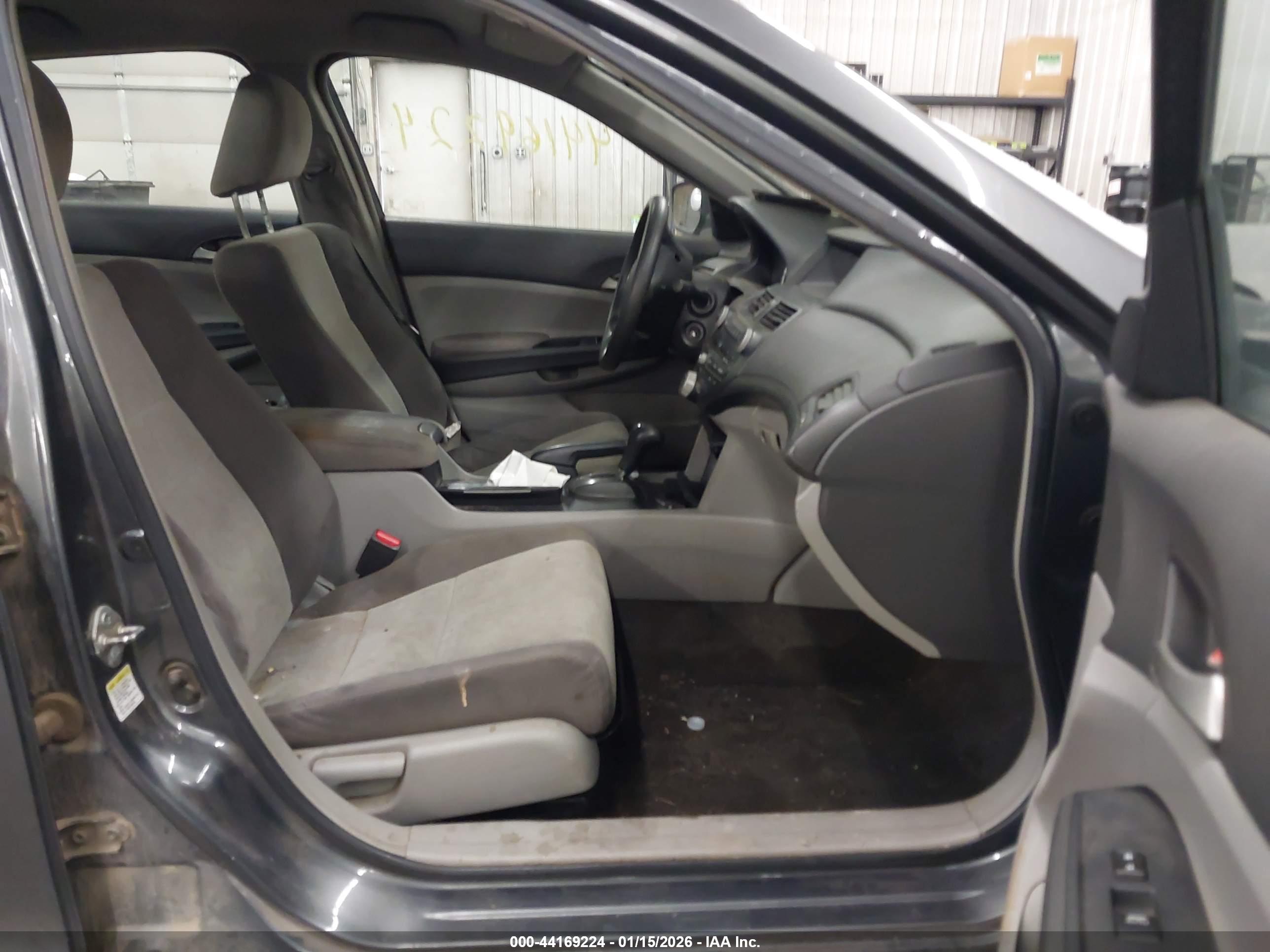 HONDA ACCORD image 5