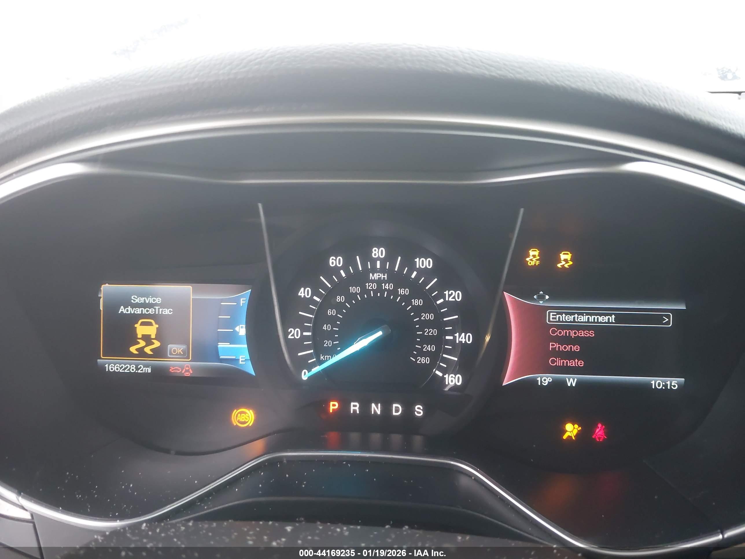 FORD FUSION image 7