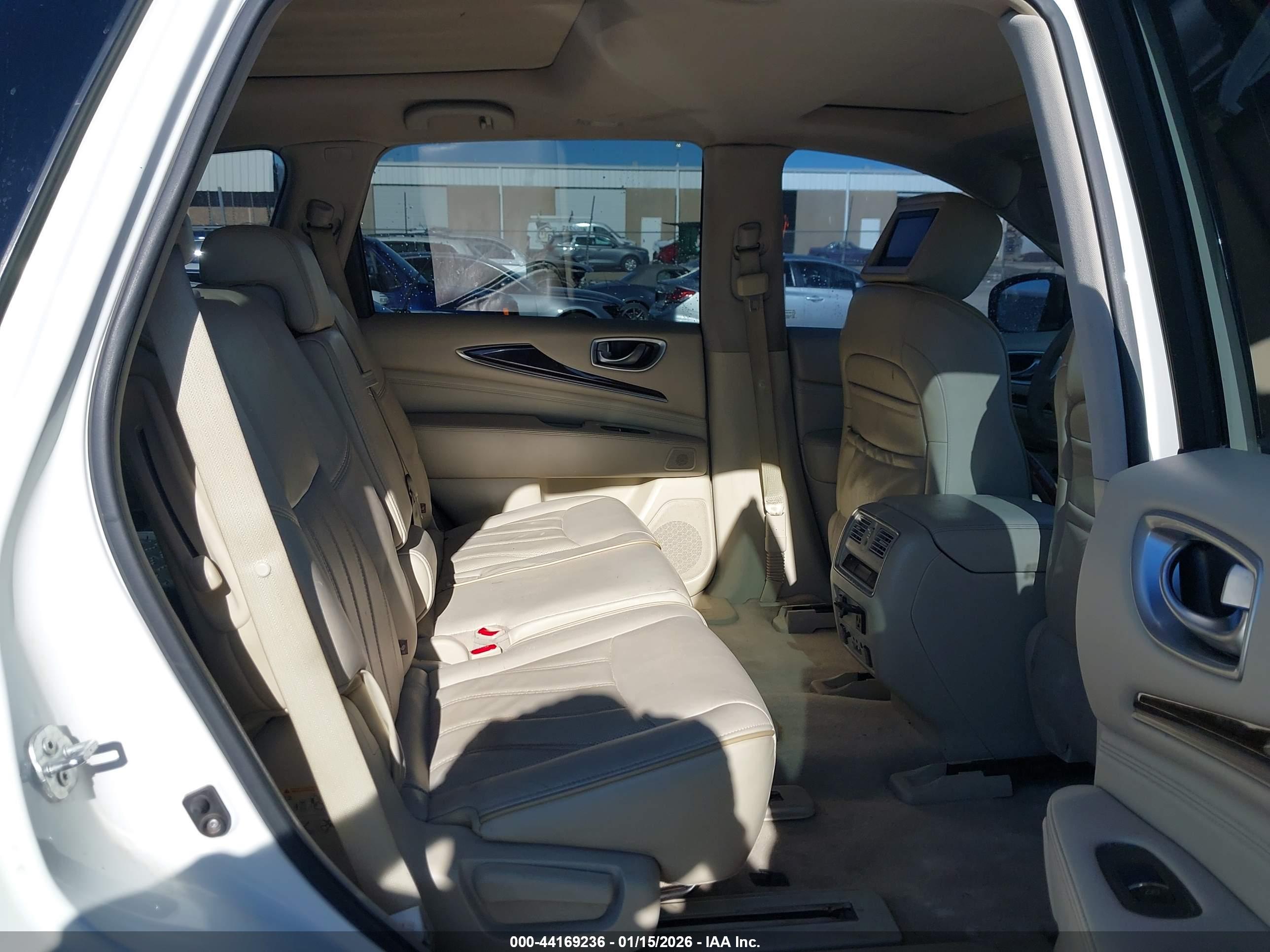 INFINITI QX60 image 8