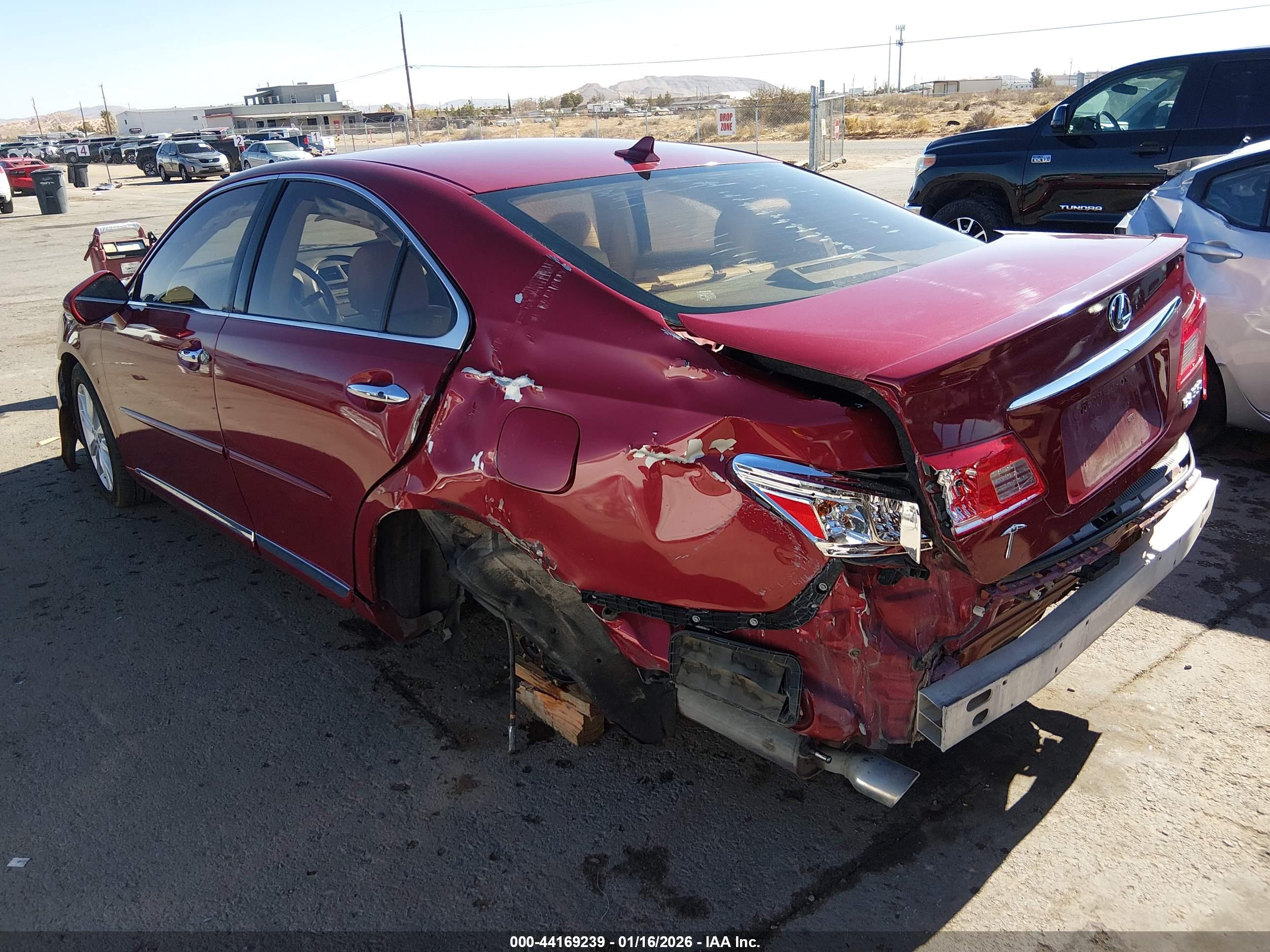 LEXUS ES image 3