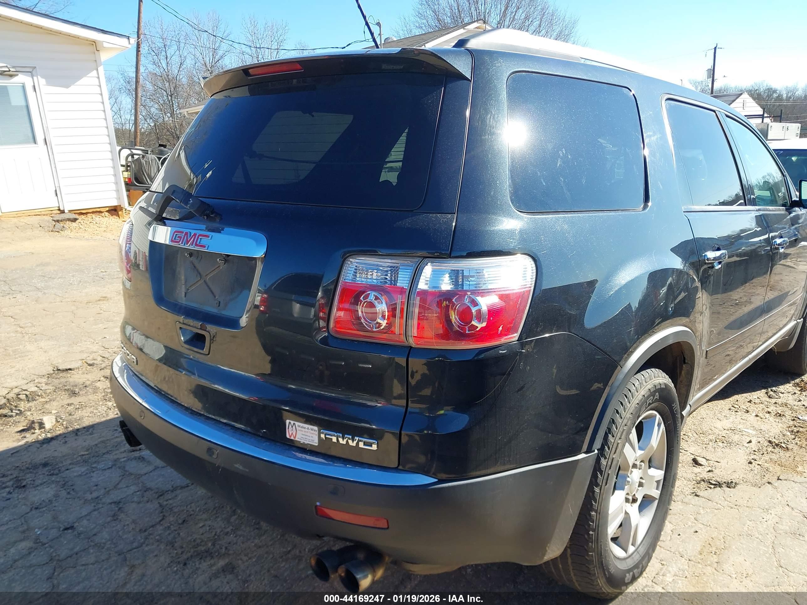 GMC ACADIA image 4