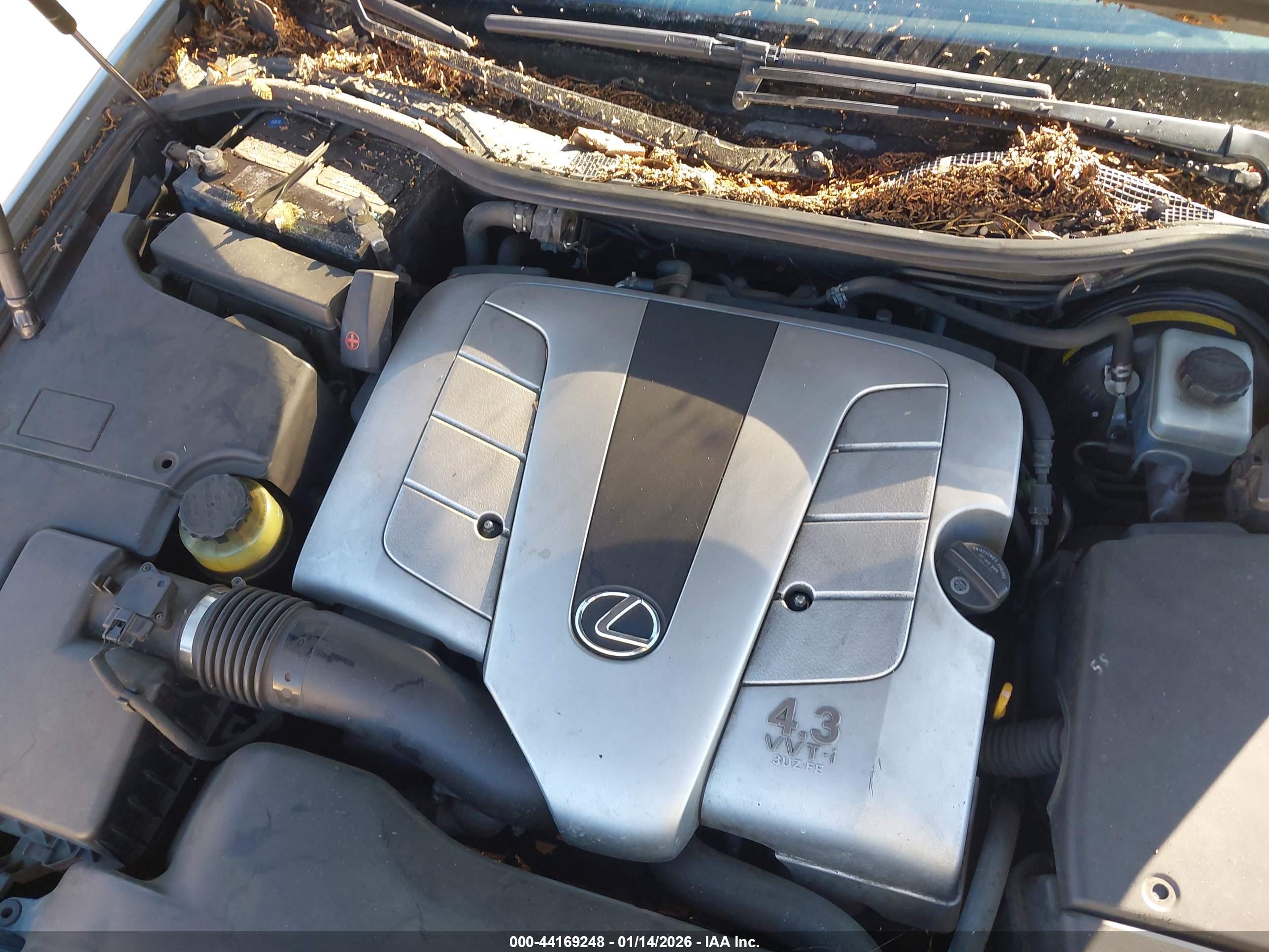 LEXUS LS image 10