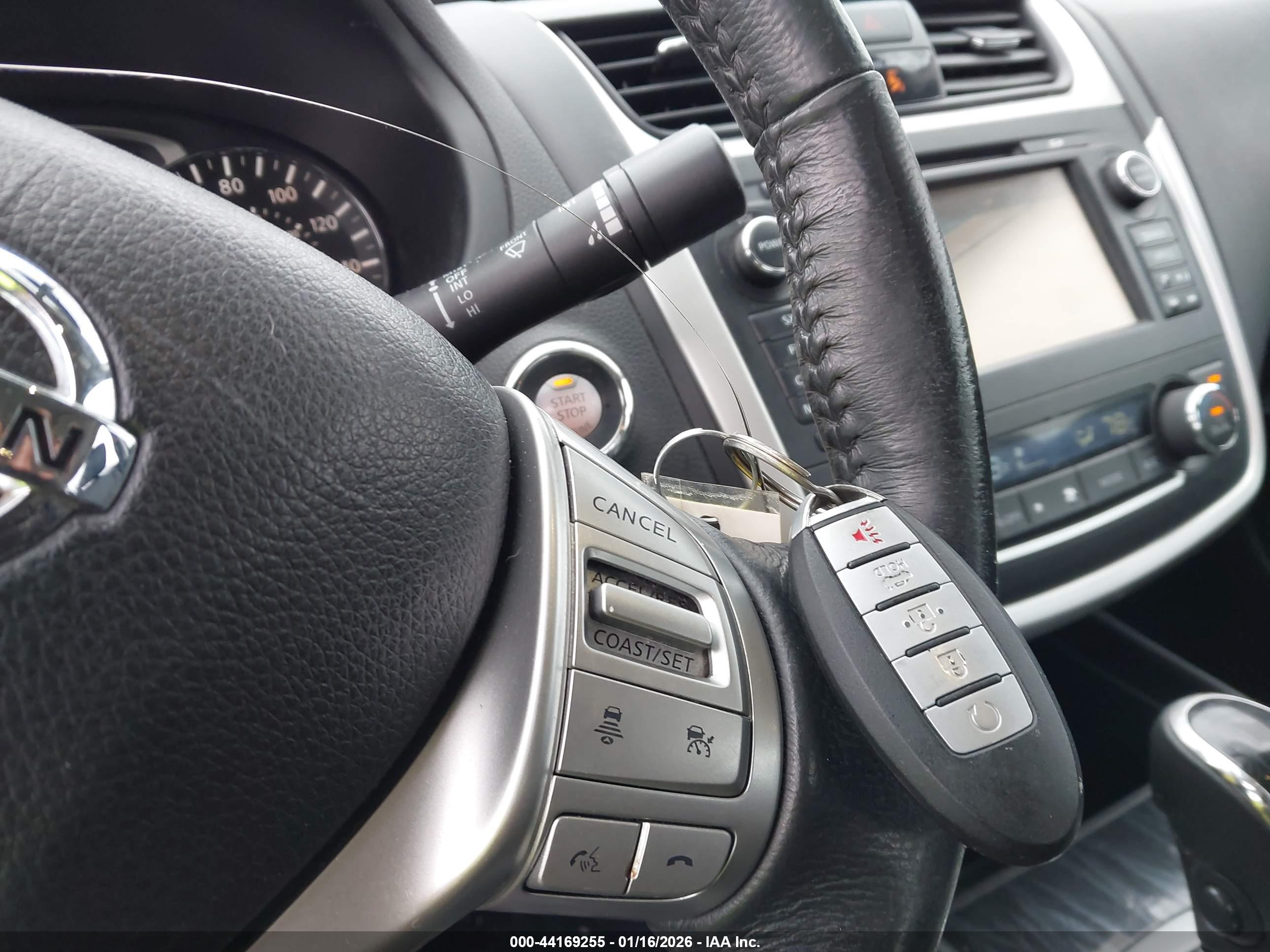 NISSAN ALTIMA image 11