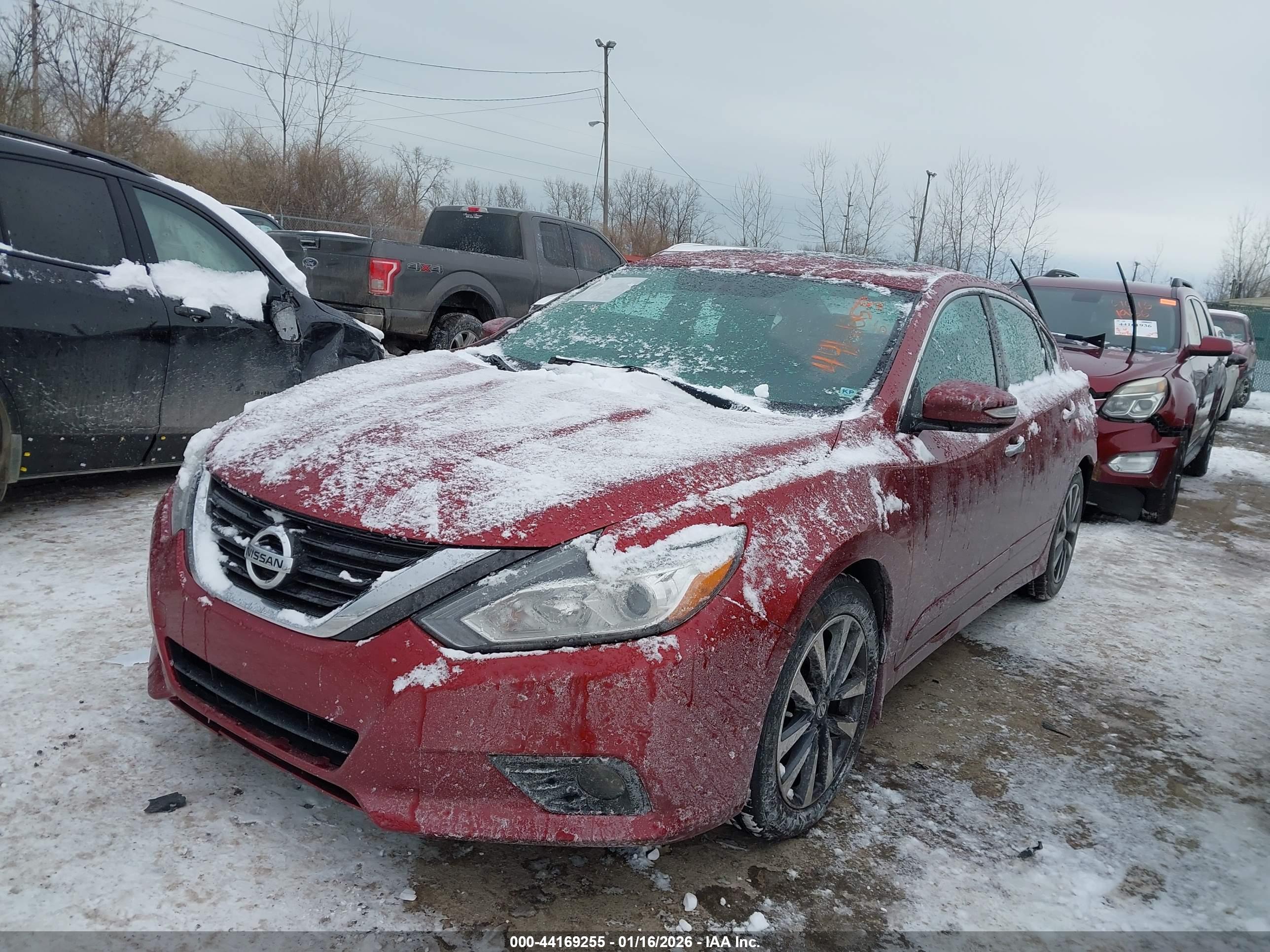 NISSAN ALTIMA image 2