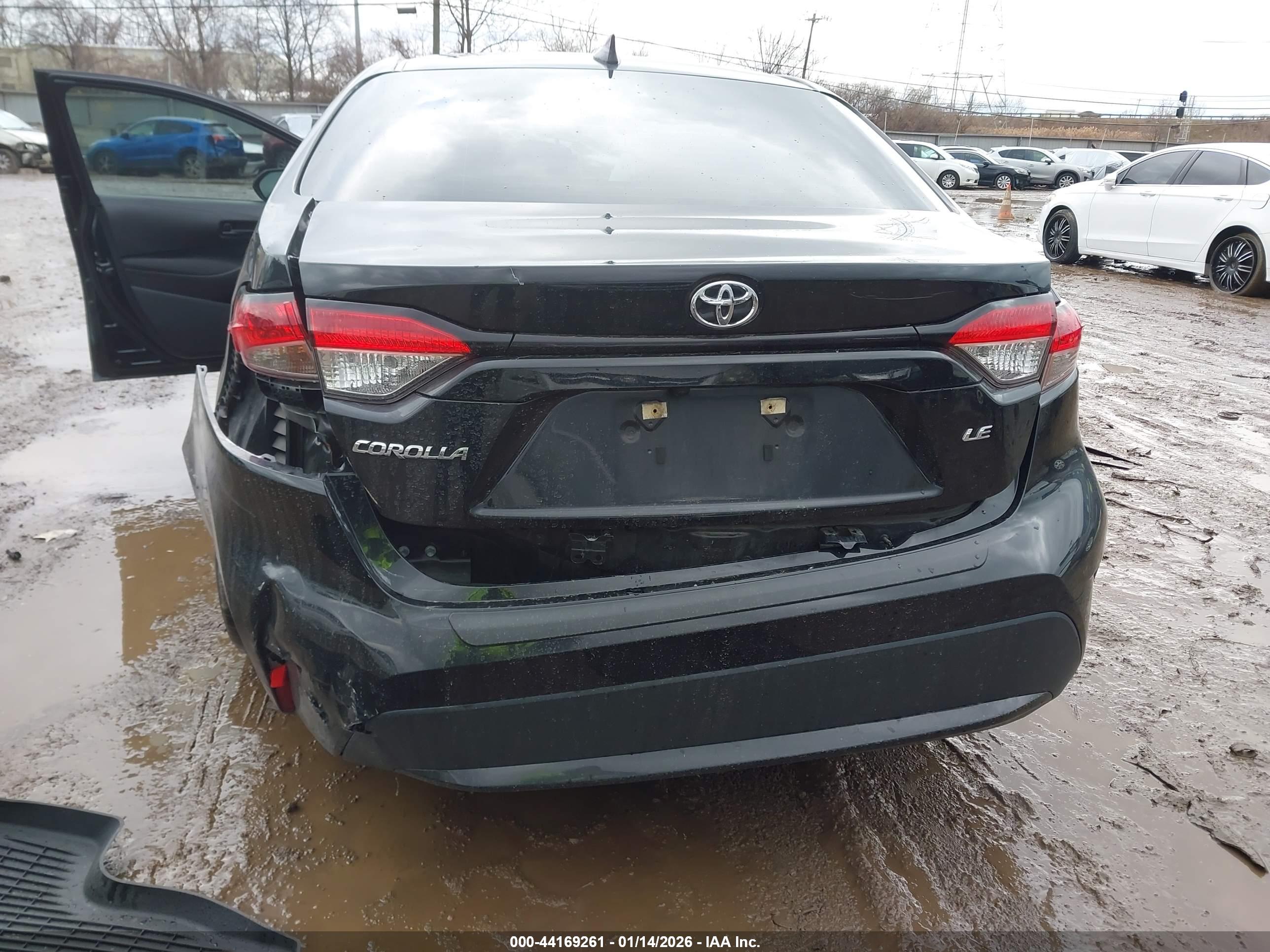 TOYOTA COROLLA image 6