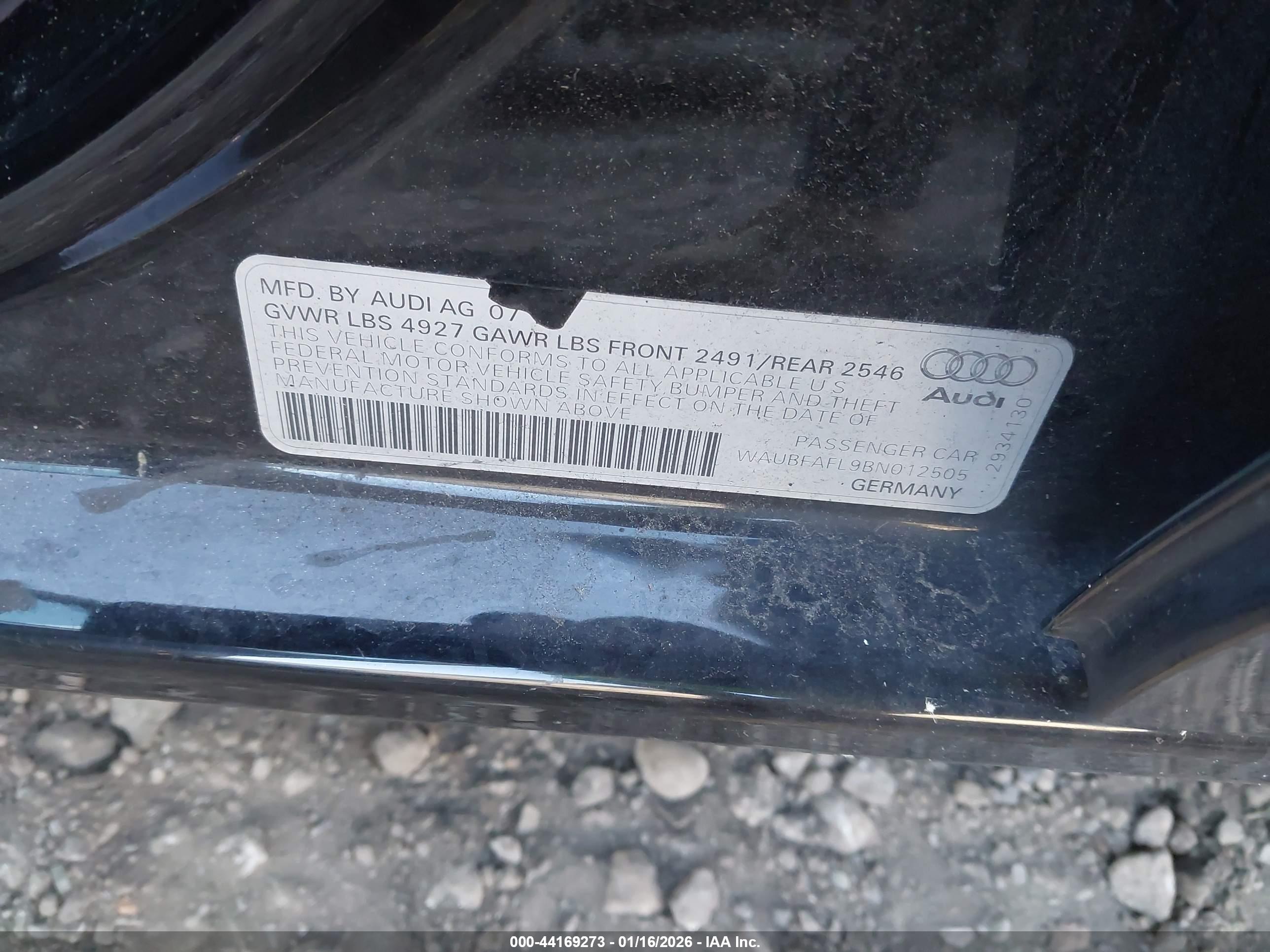 AUDI A4 image 9