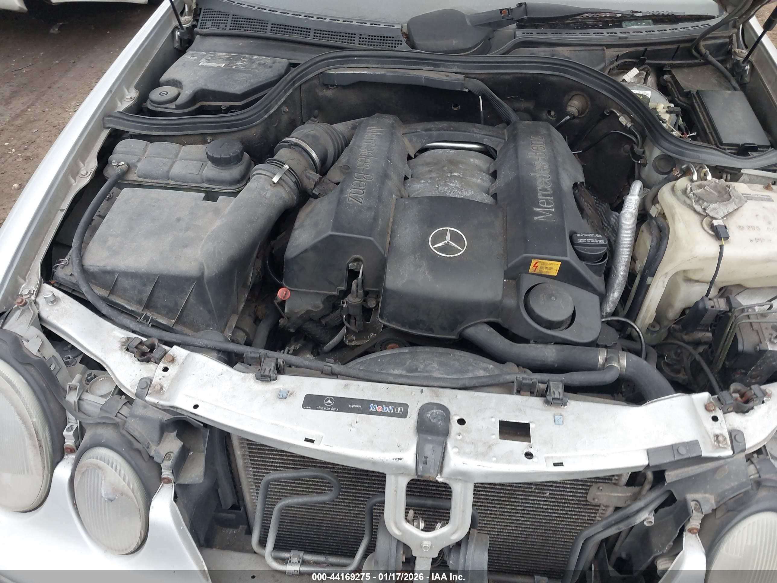 MERCEDES-BENZ CLK image 10