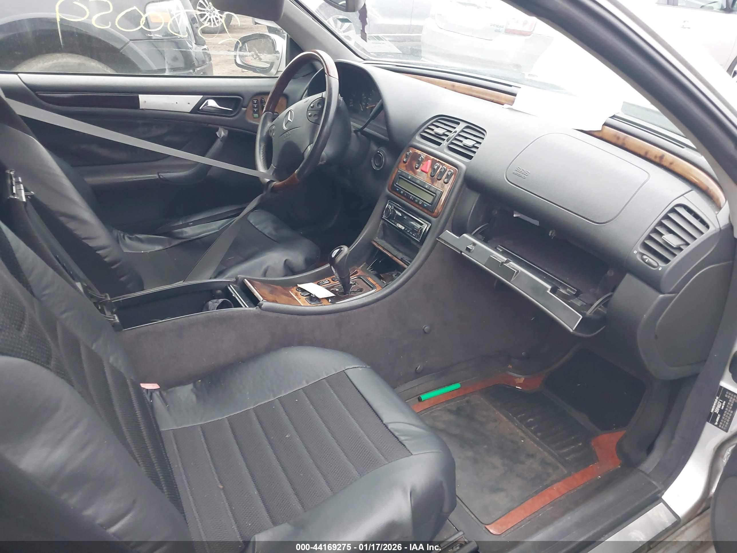 MERCEDES-BENZ CLK image 5