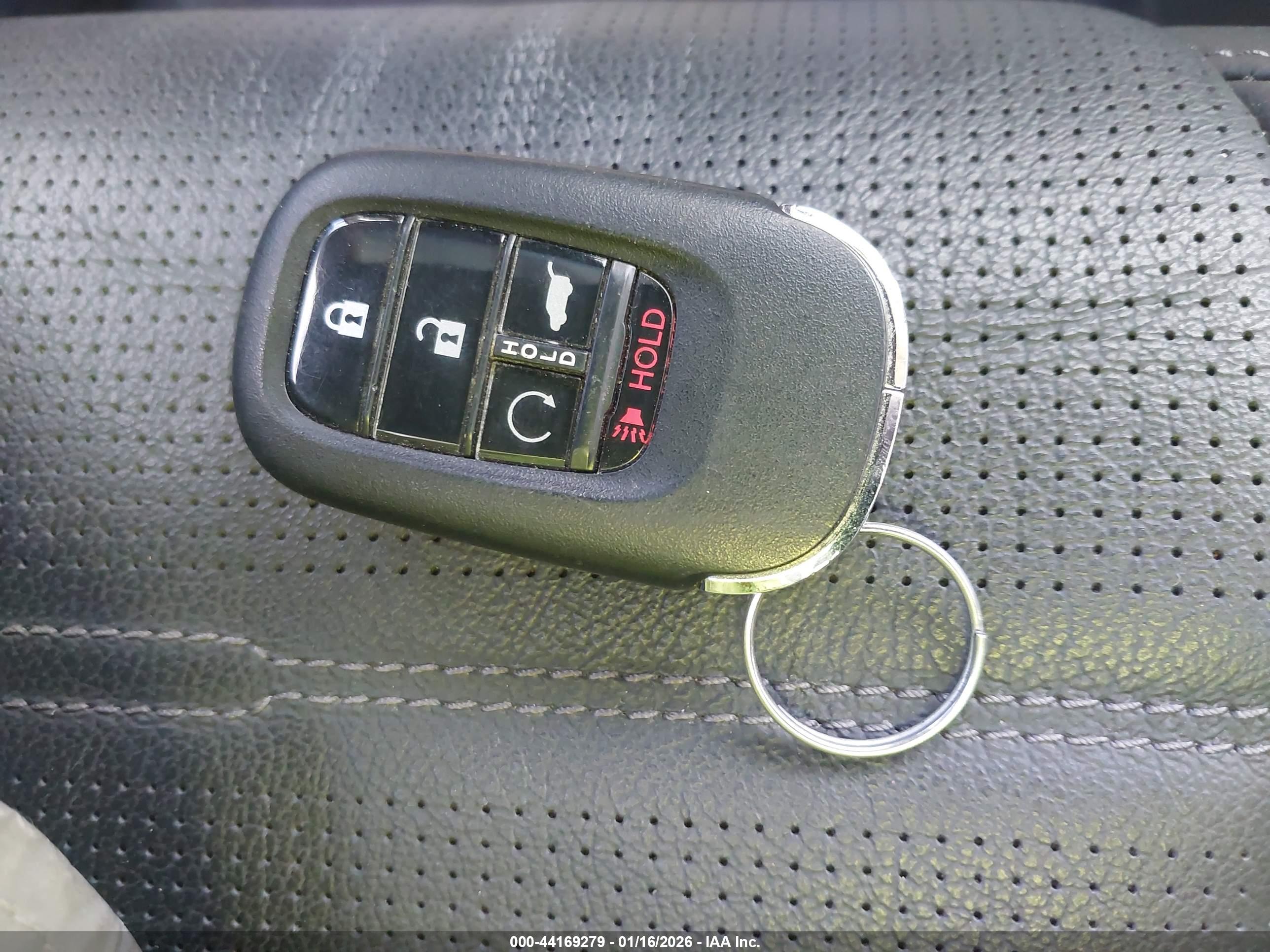 HONDA CR-V image 11