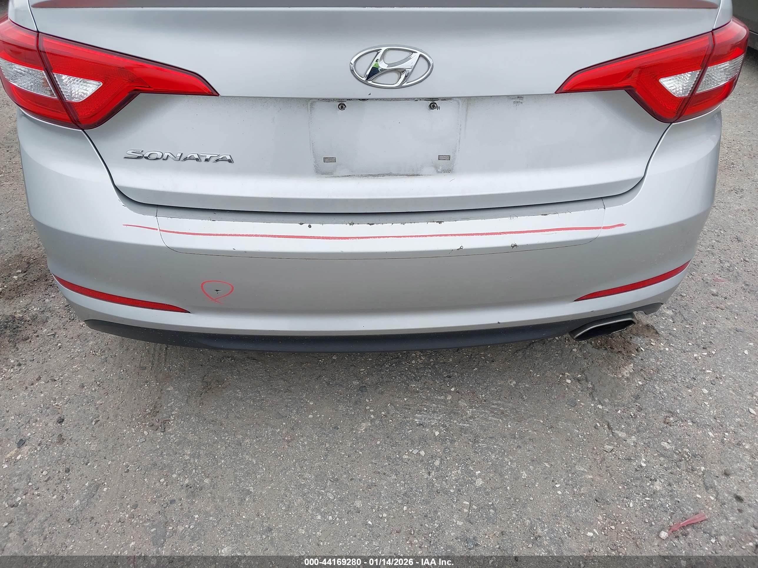 HYUNDAI SONATA image 6