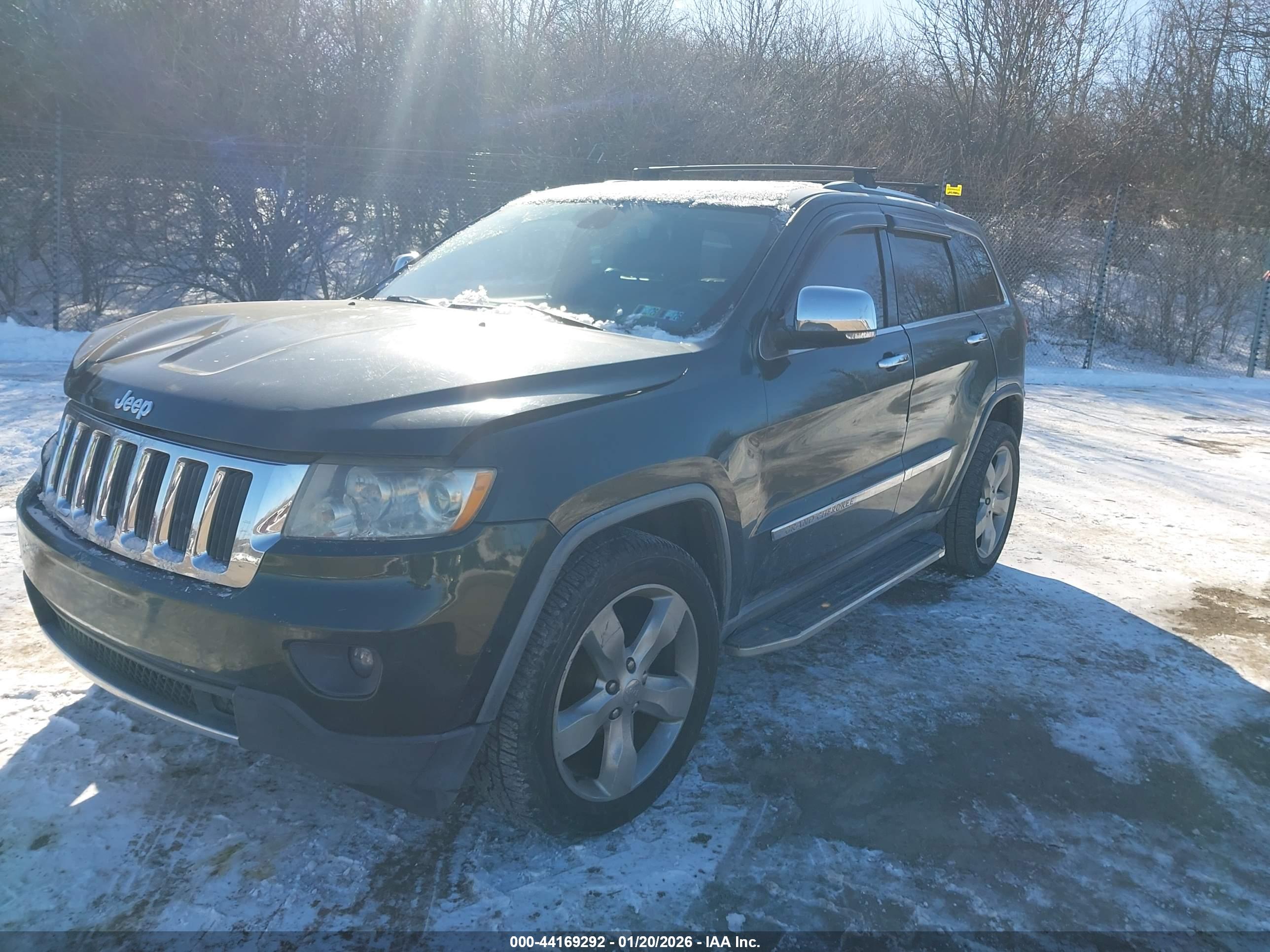 JEEP GRAND image 2