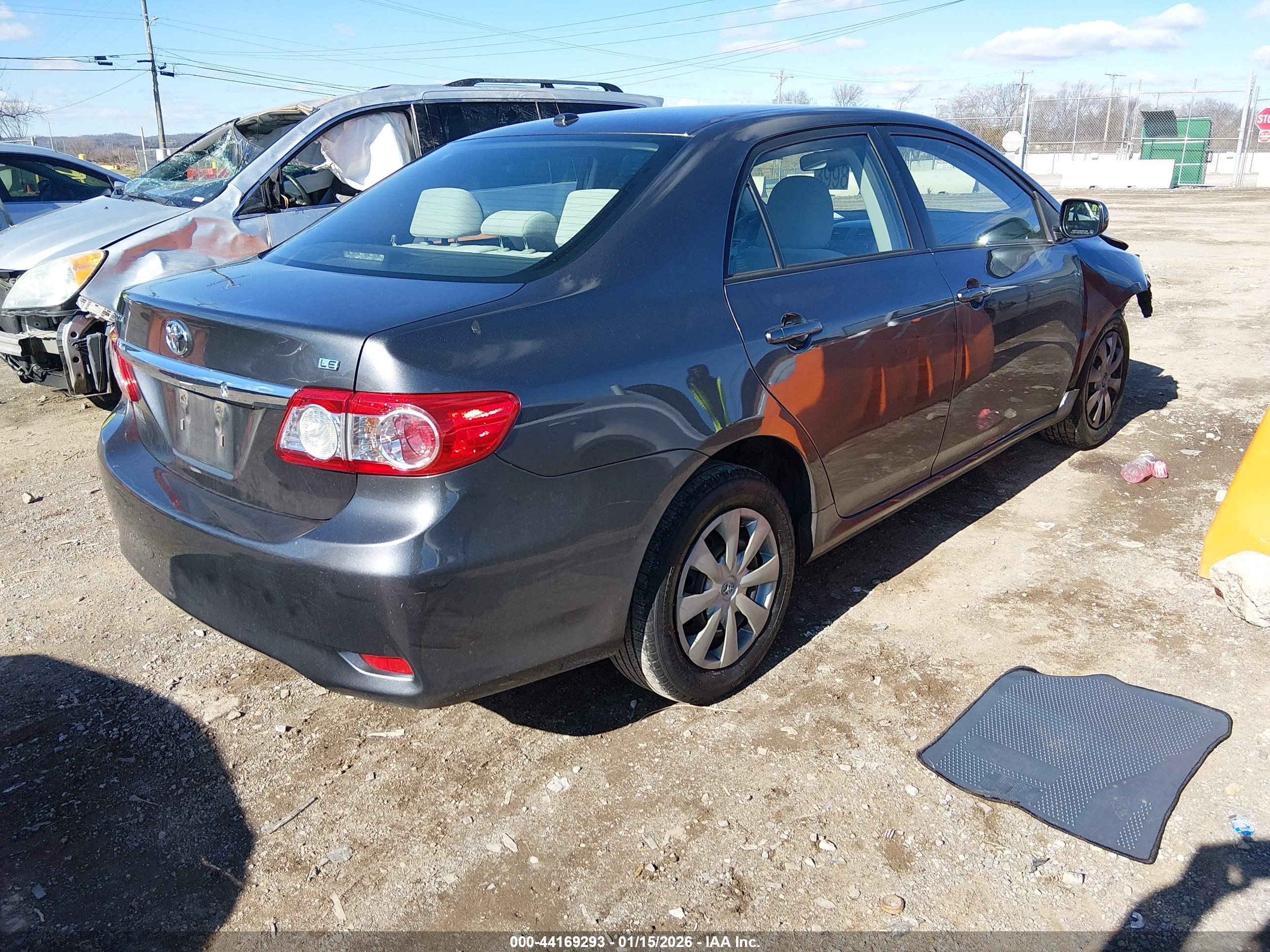 TOYOTA COROLLA image 4