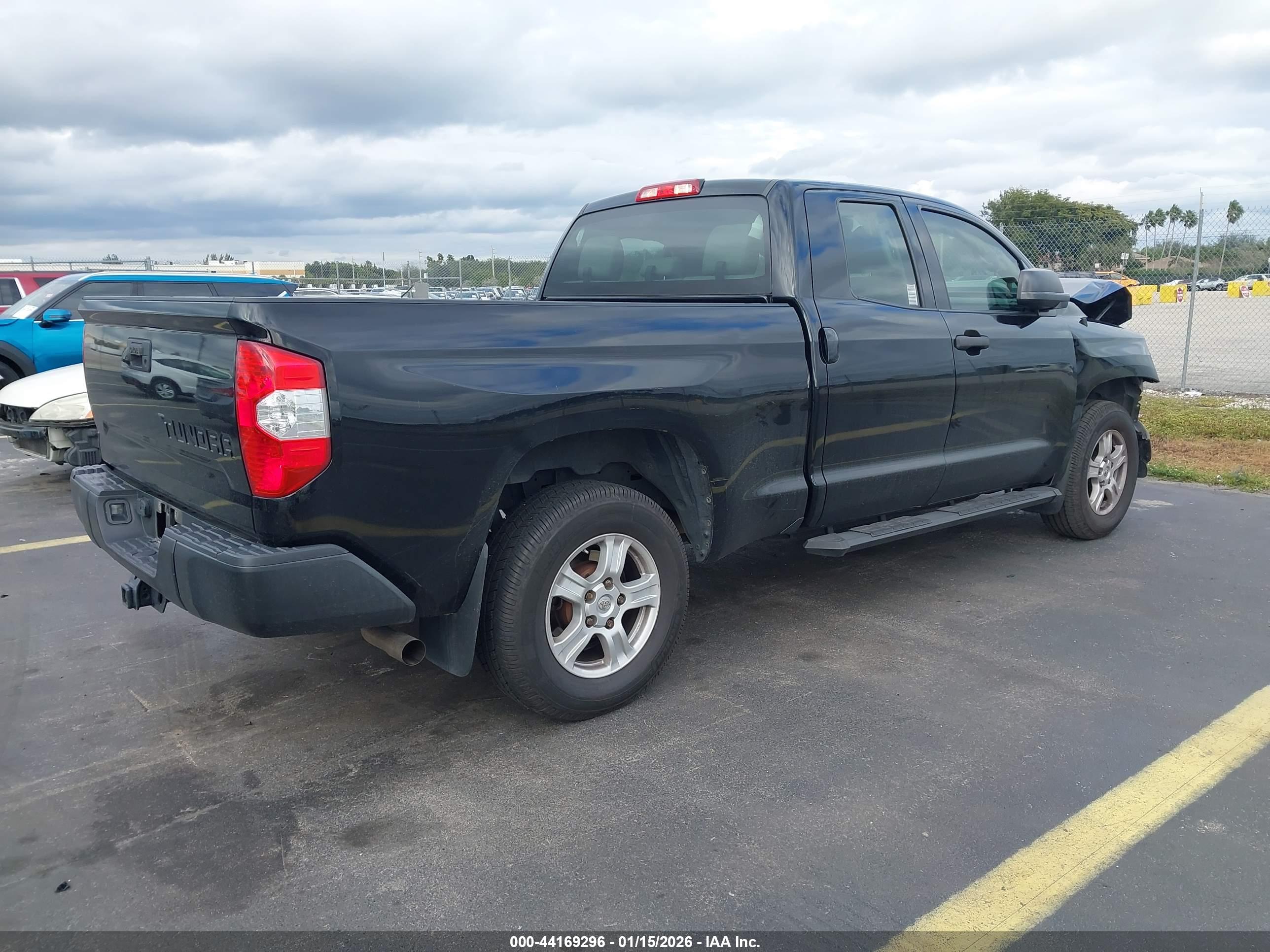 TOYOTA TUNDRA image 4