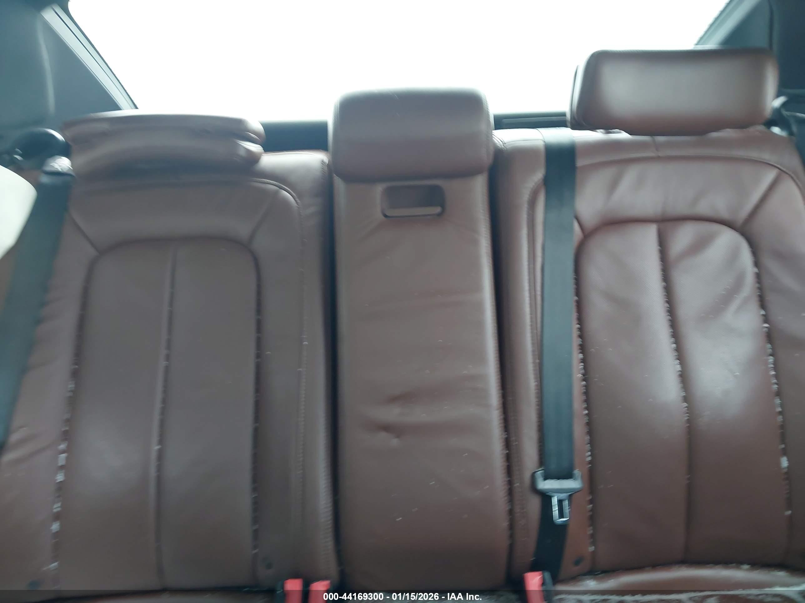LINCOLN CONTINENTAL image 8