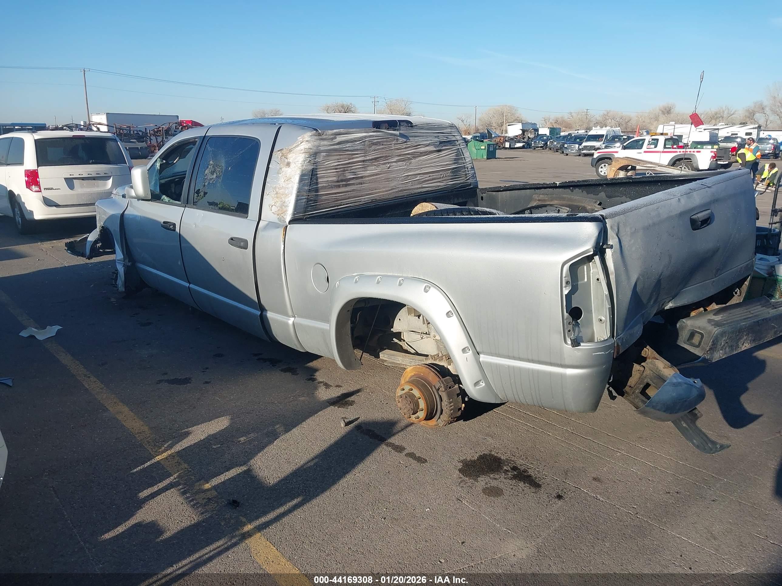 DODGE RAM image 3