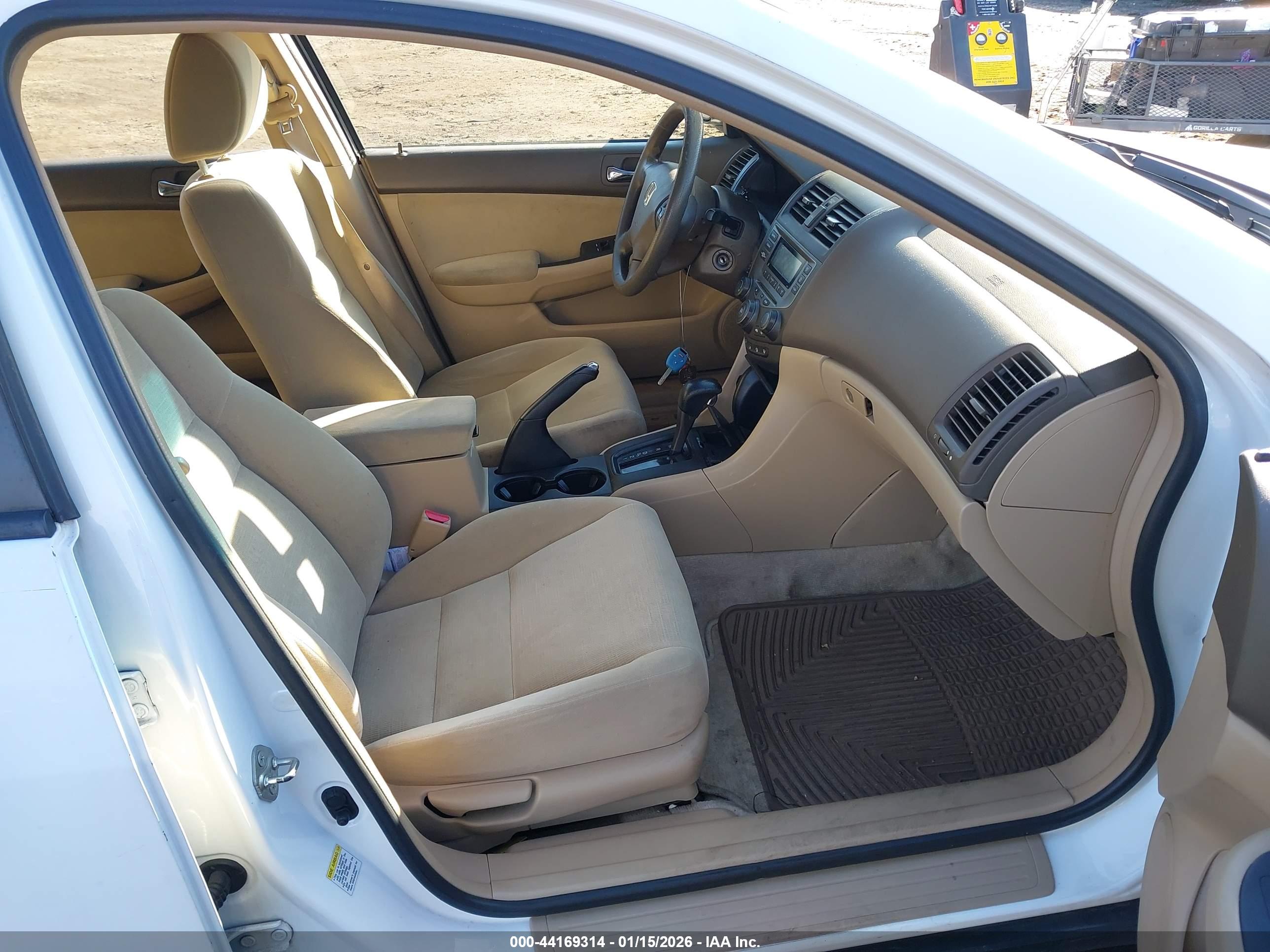 HONDA ACCORD image 5