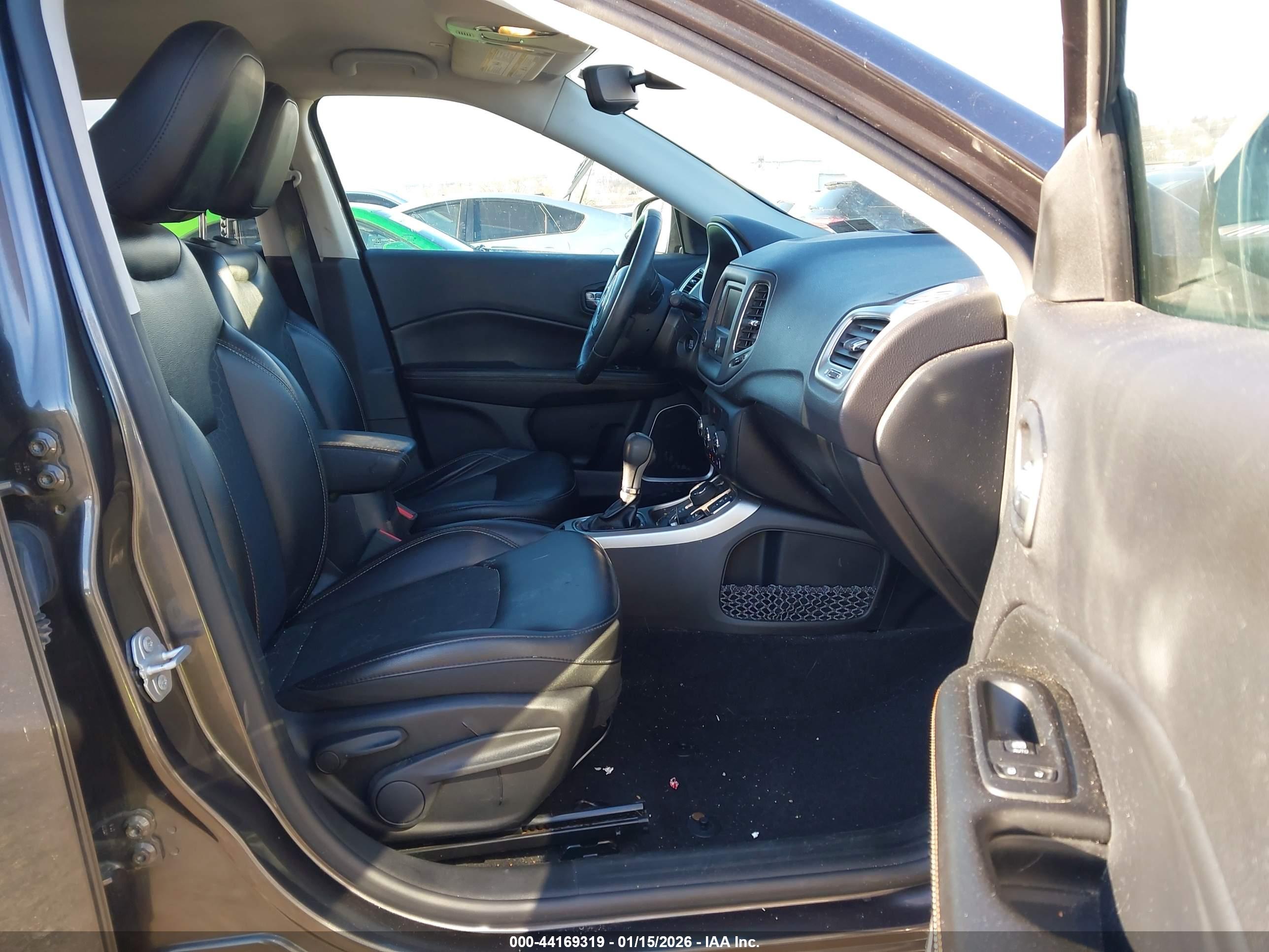JEEP COMPASS image 5
