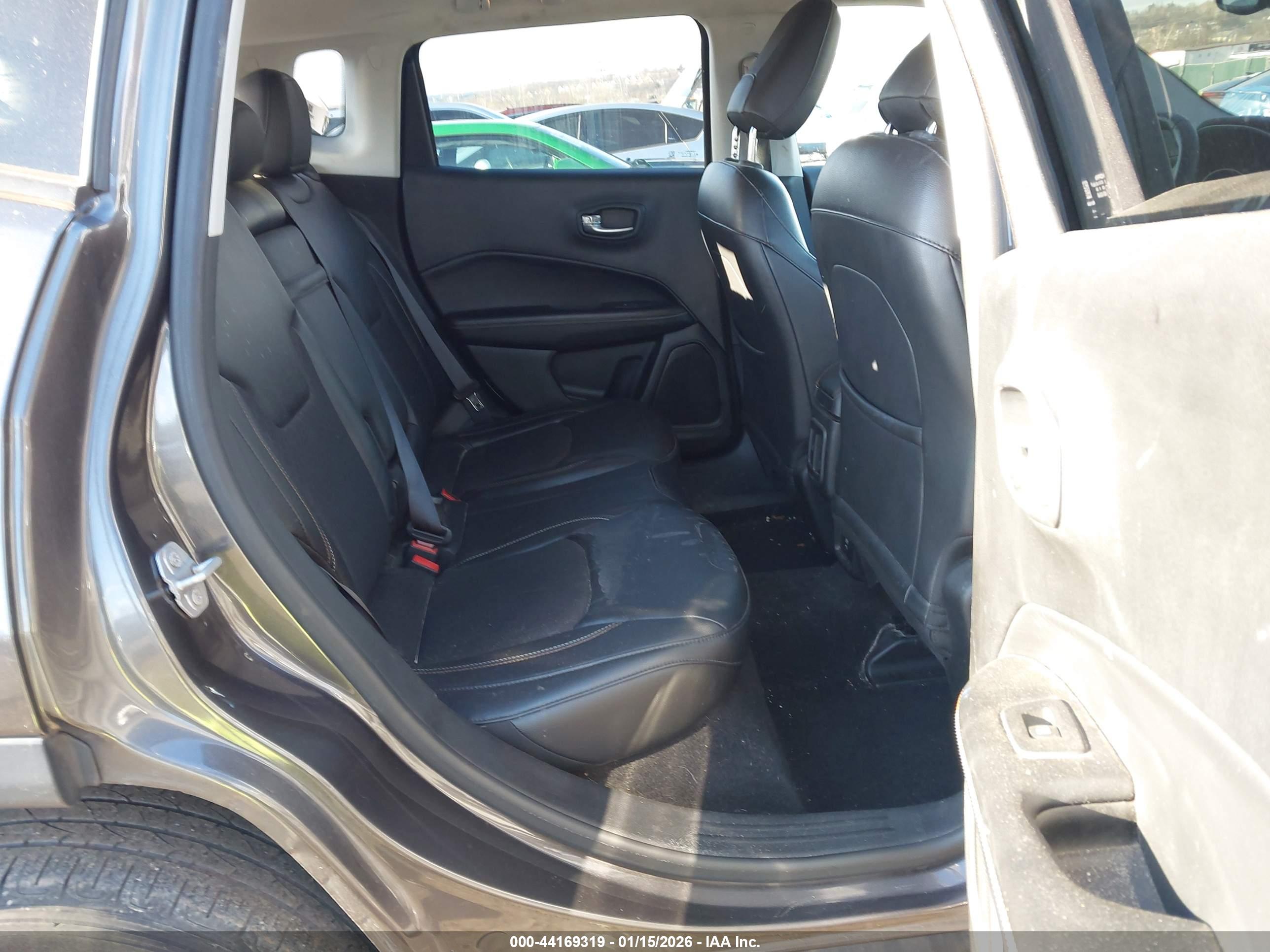 JEEP COMPASS image 8